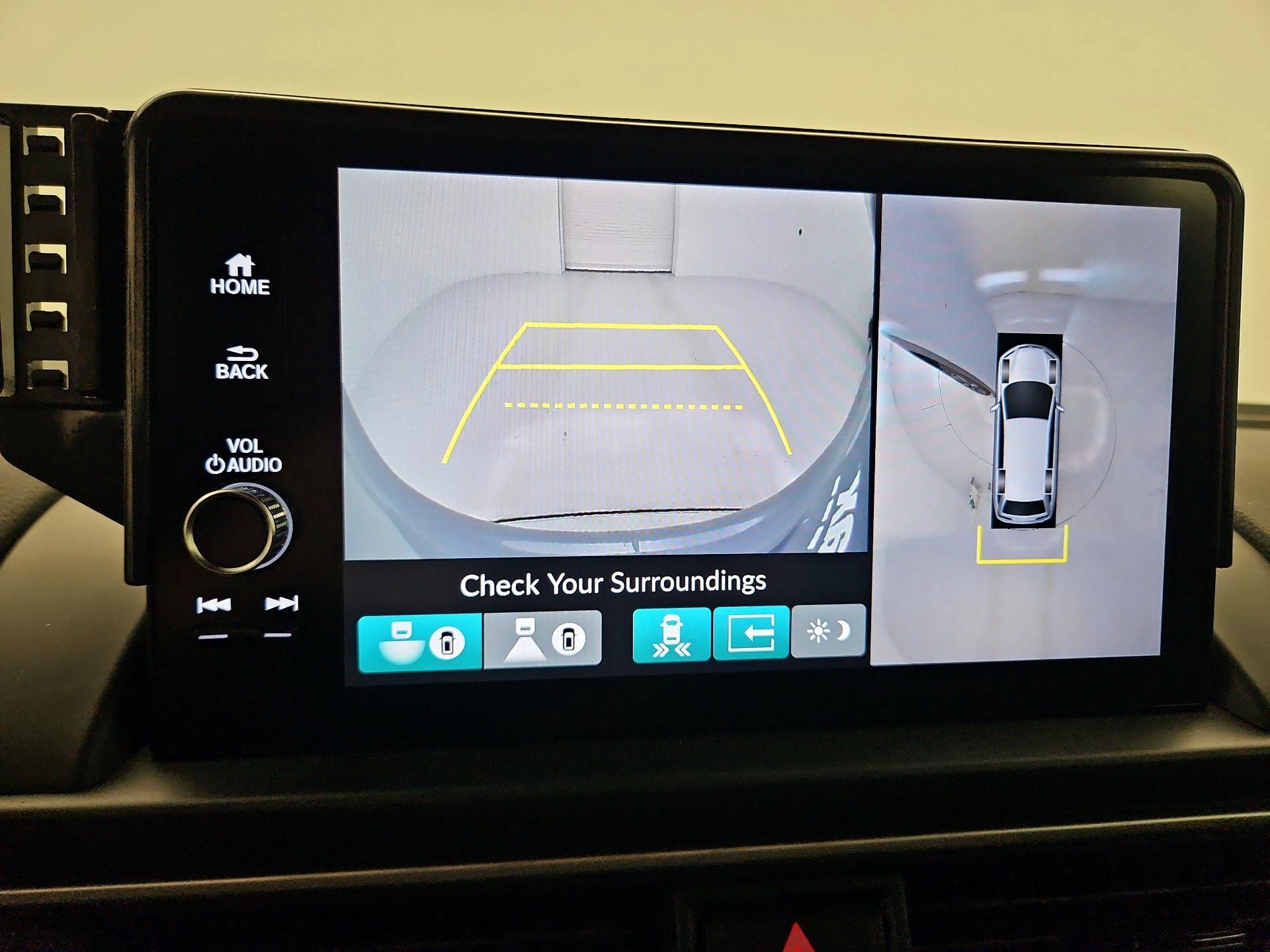 Thumbnail: 2025 Honda Pilot - 15