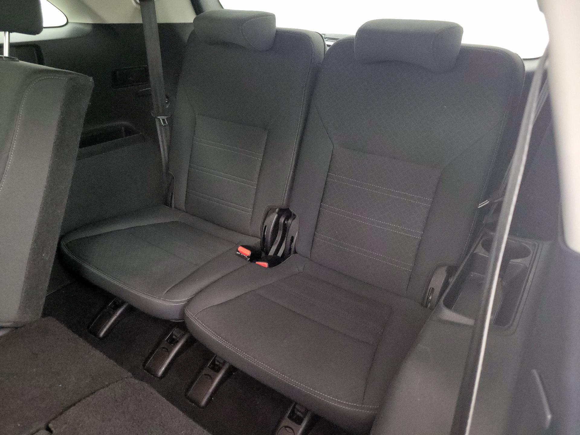 Thumbnail: 2020 Kia Sorento - 20