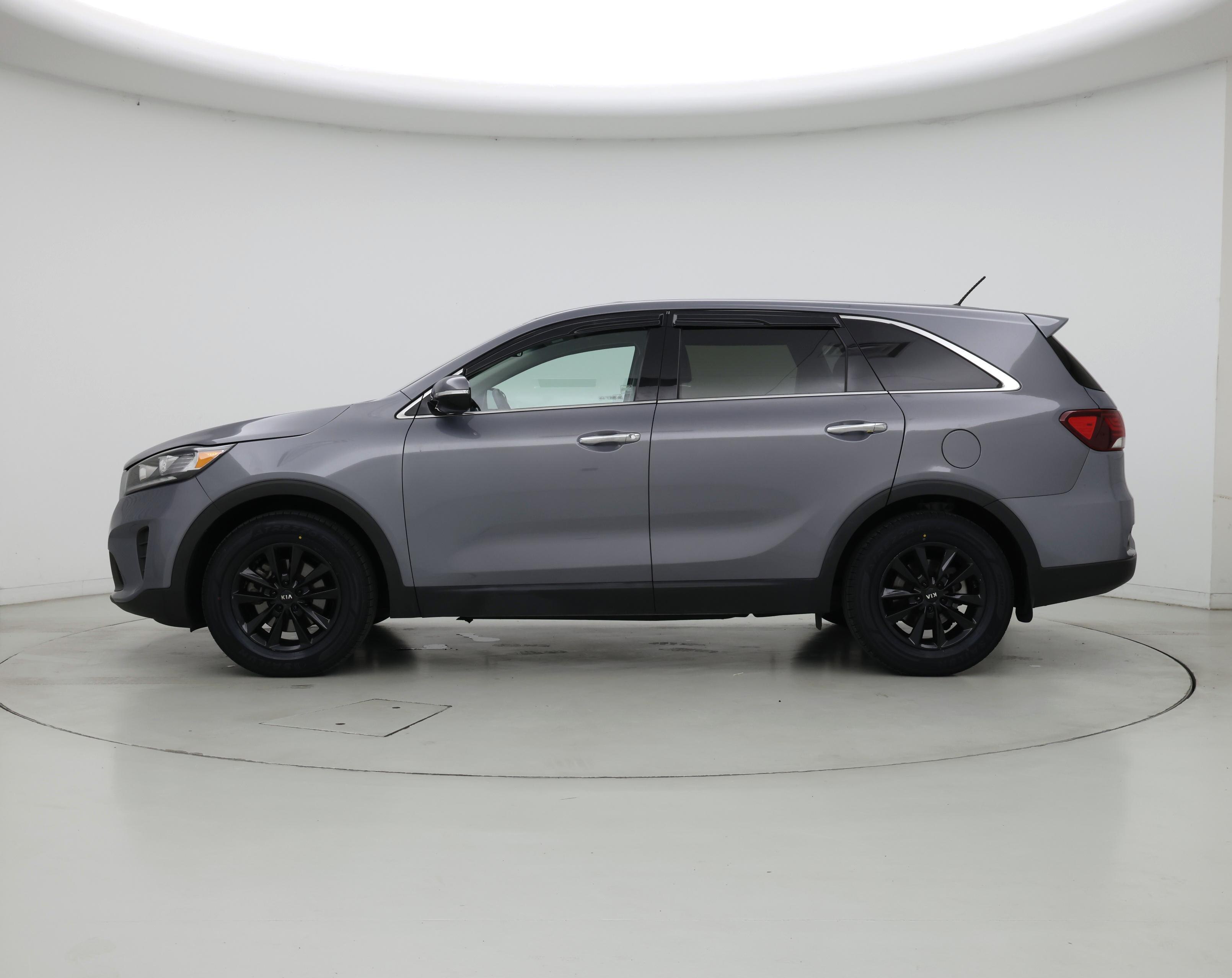 Thumbnail: 2020 Kia Sorento - 3