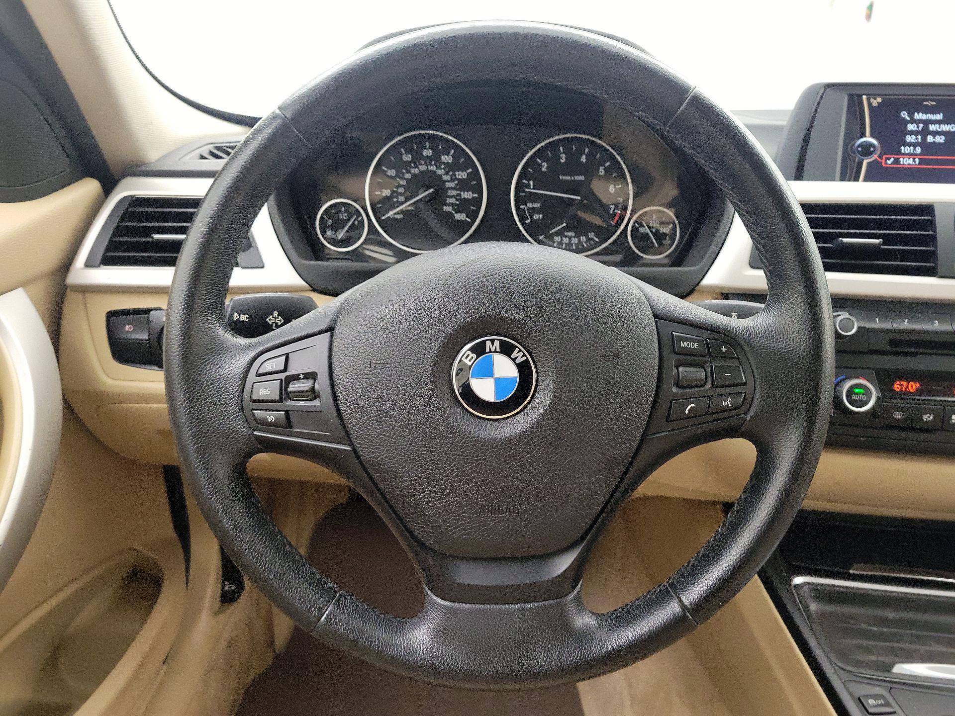 Thumbnail: 2014 BMW 3 Series - 10