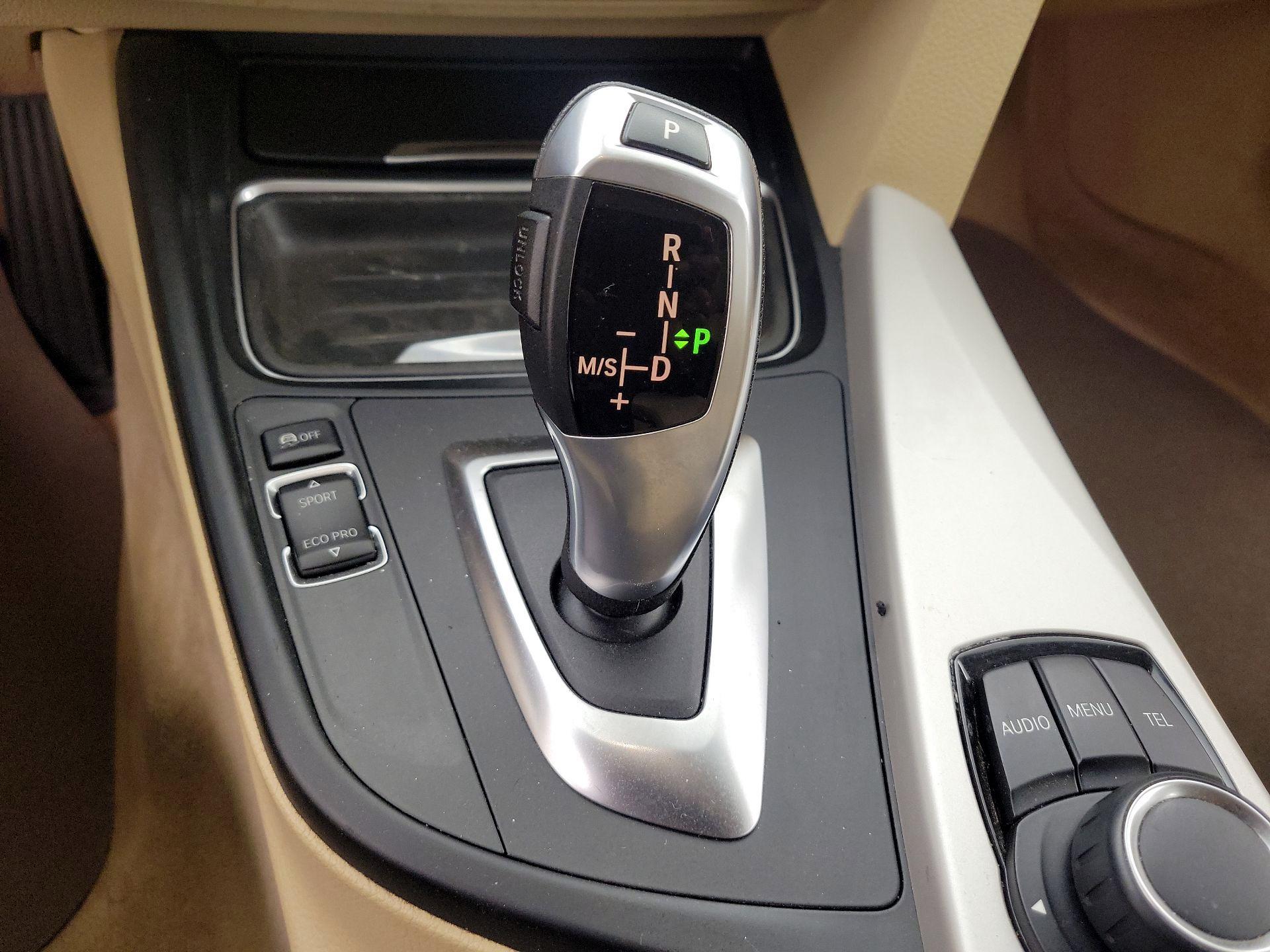 Thumbnail: 2014 BMW 3 Series - 16