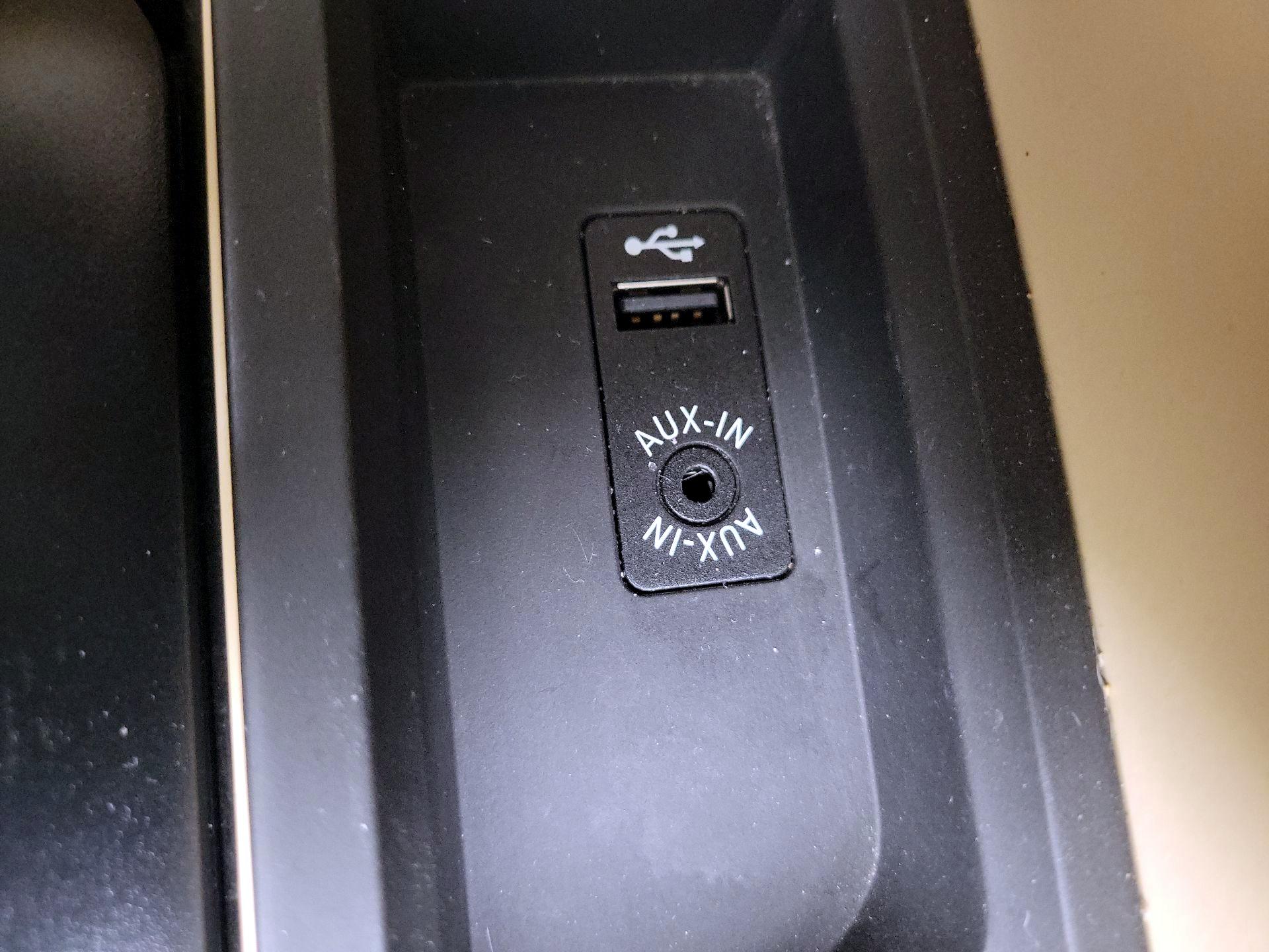 Thumbnail: 2014 BMW 3 Series - 17