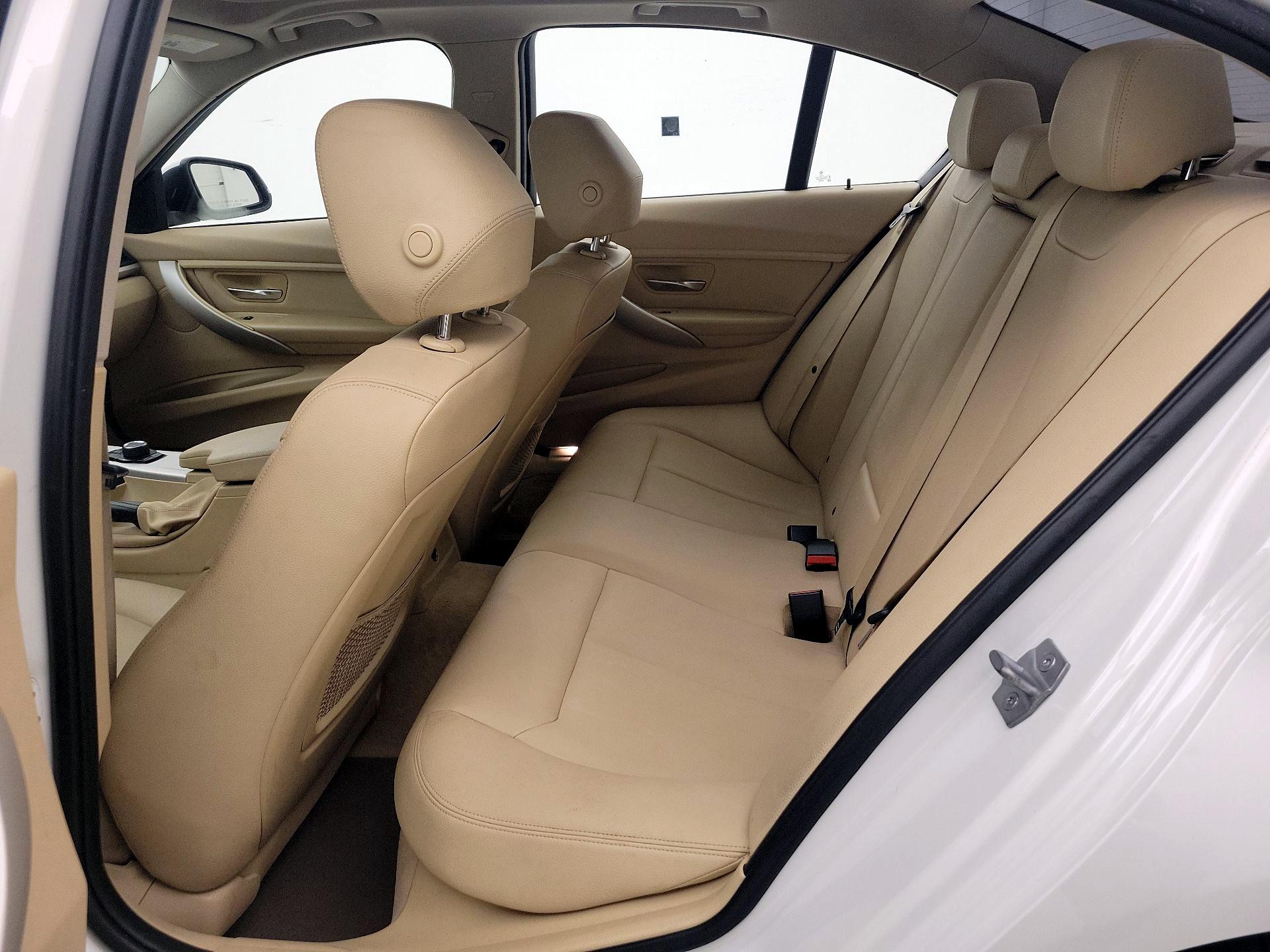 Thumbnail: 2014 BMW 3 Series - 19