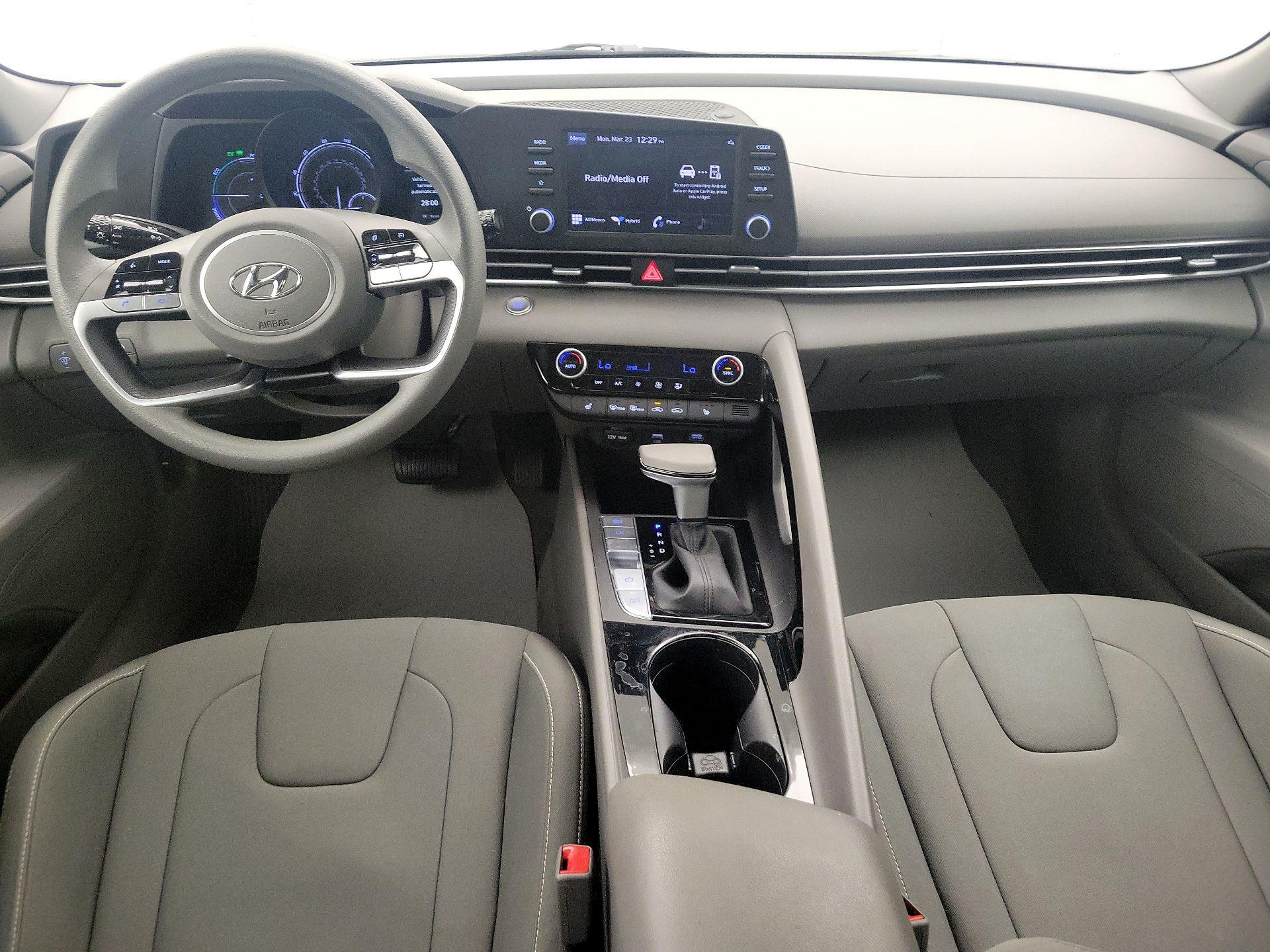 Thumbnail: 2023 Hyundai Elantra - 9