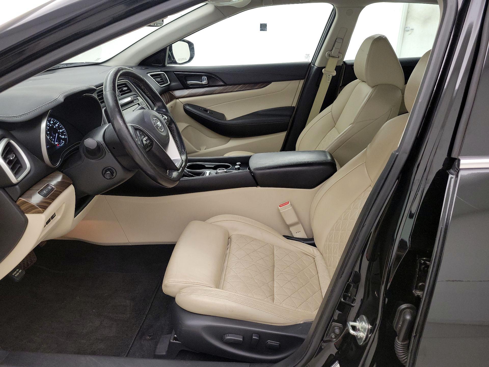 Thumbnail: 2016 Nissan Maxima - 11