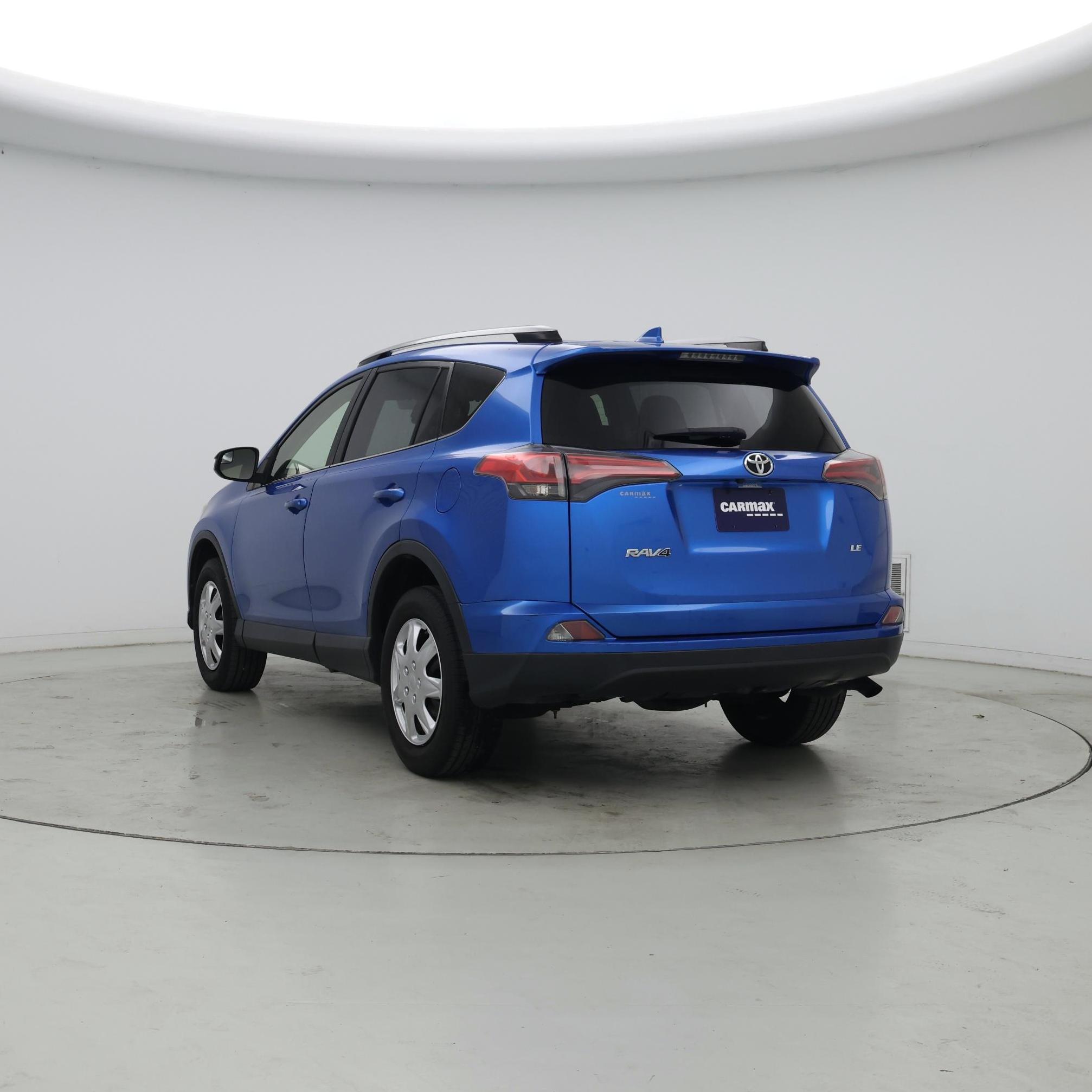 Thumbnail: 2018 Toyota RAV4 - 2