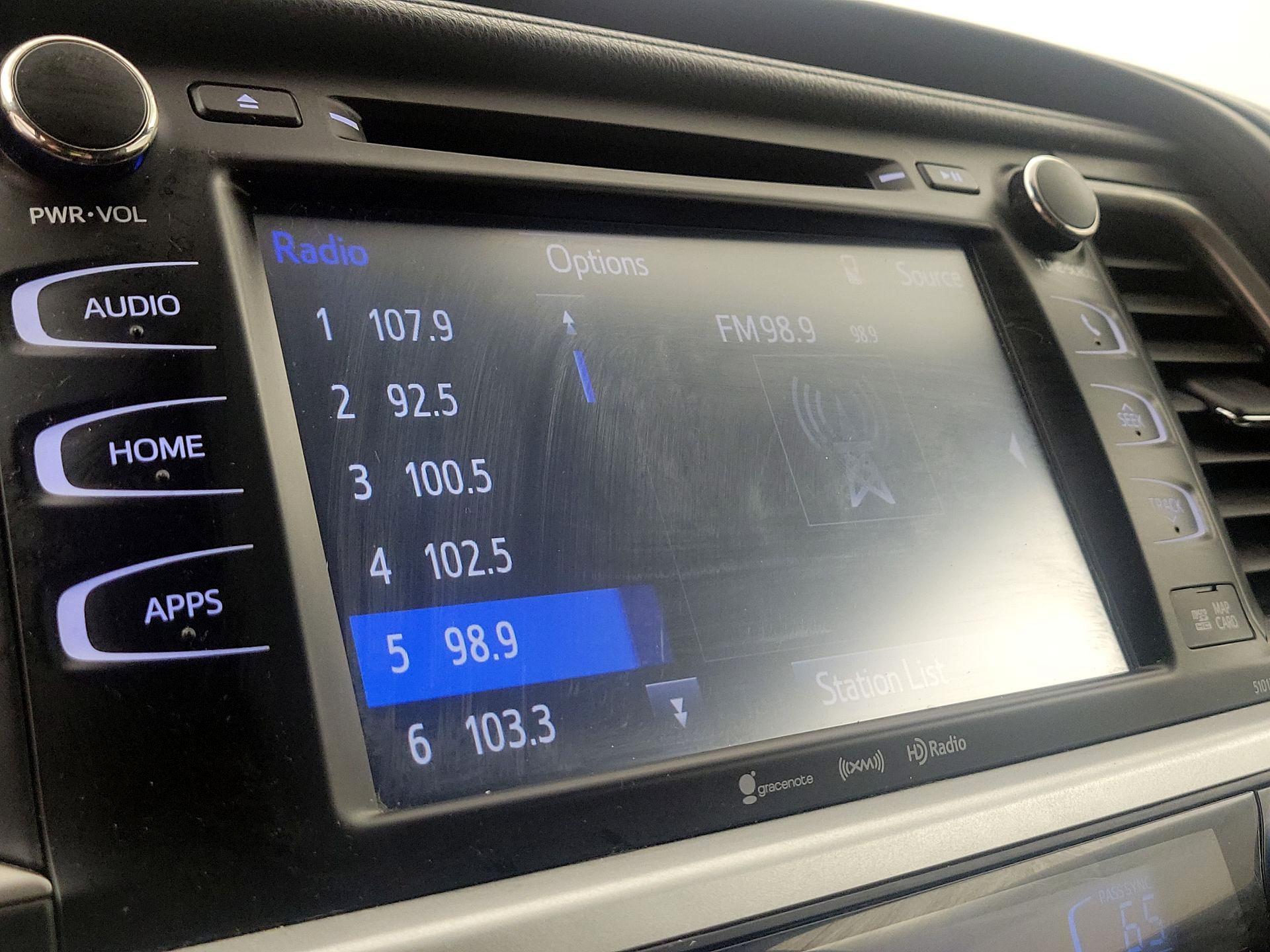 Thumbnail: 2017 Toyota Highlander - 16