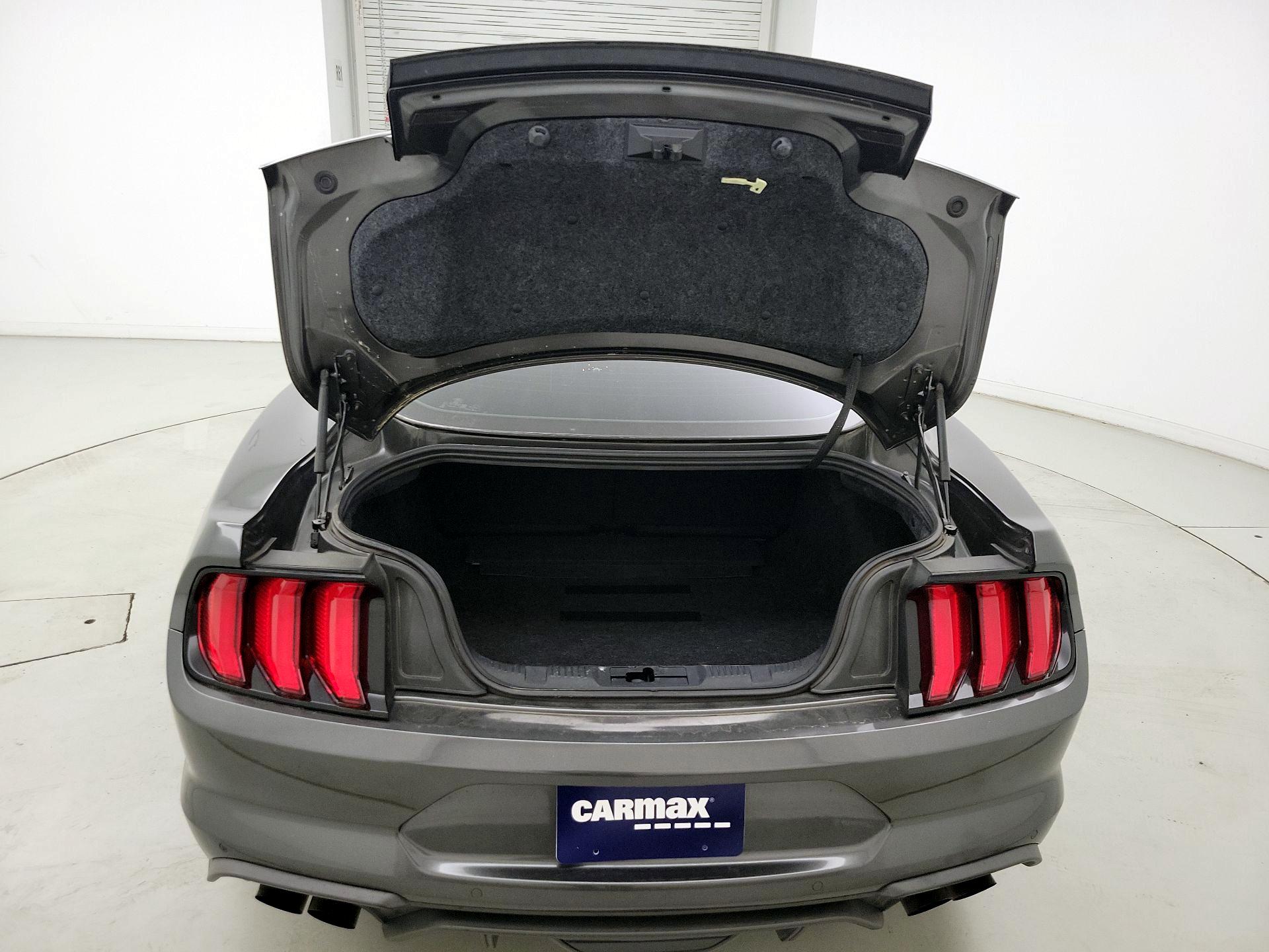 Thumbnail: 2018 Ford Mustang - 20