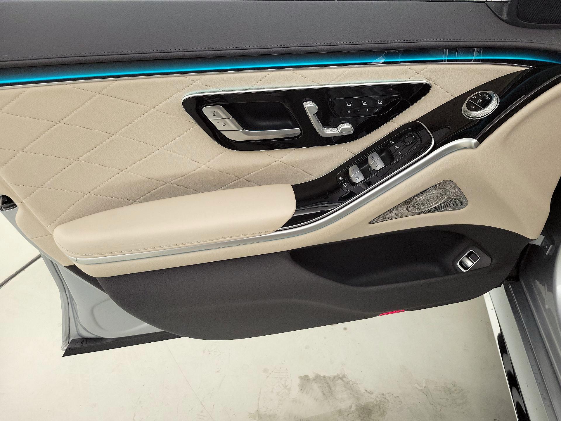 Thumbnail: 2021 Mercedes-Benz S-Class - 12