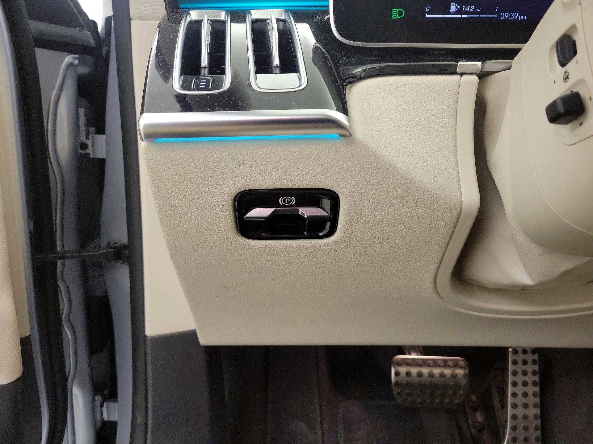 Thumbnail: 2021 Mercedes-Benz S-Class - 13