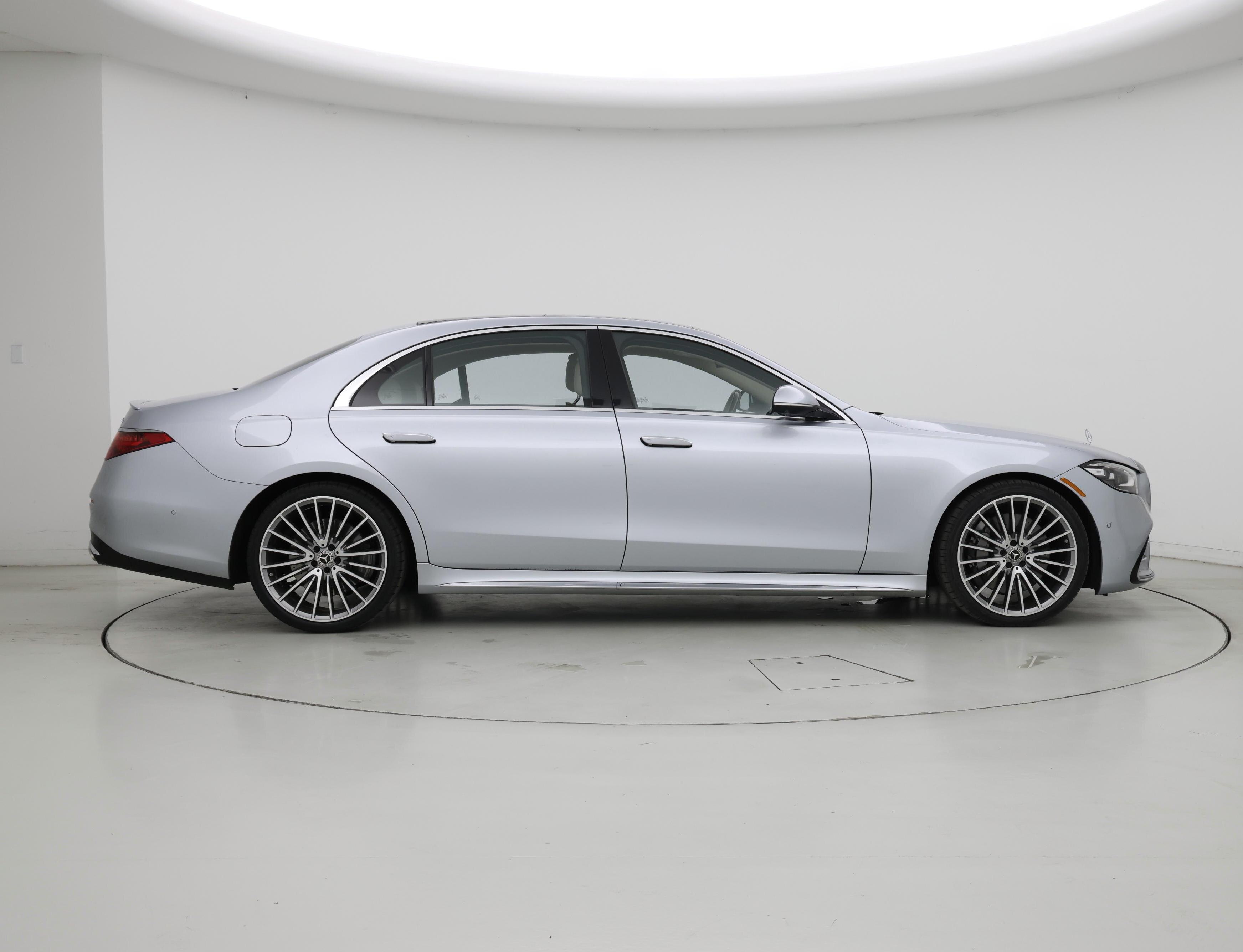 Thumbnail: 2021 Mercedes-Benz S-Class - 7