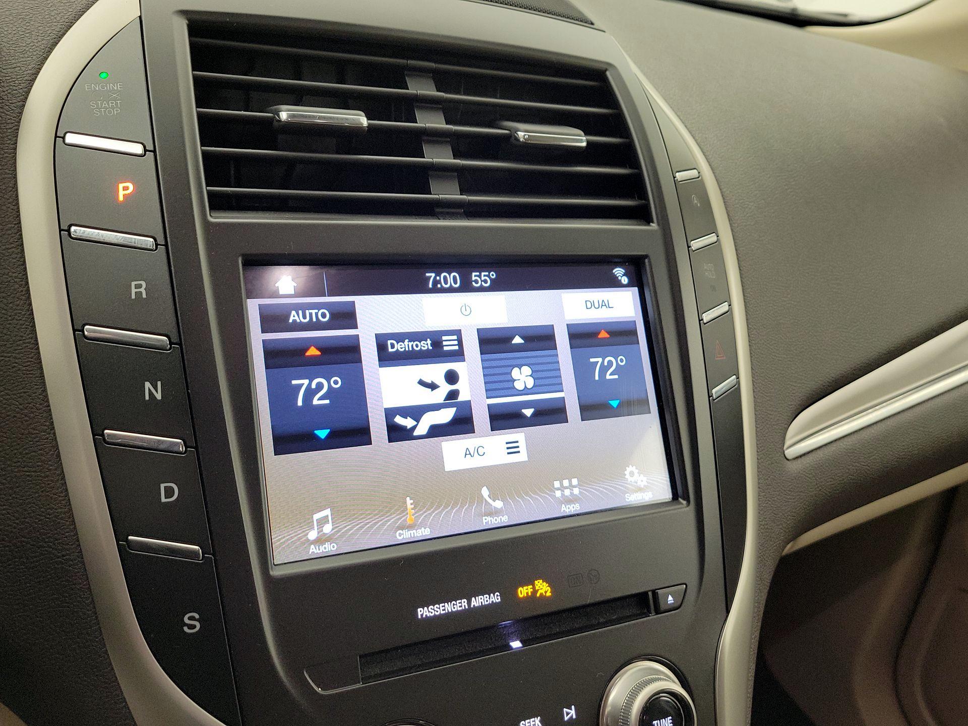 Thumbnail: 2017 Lincoln MKC - 17