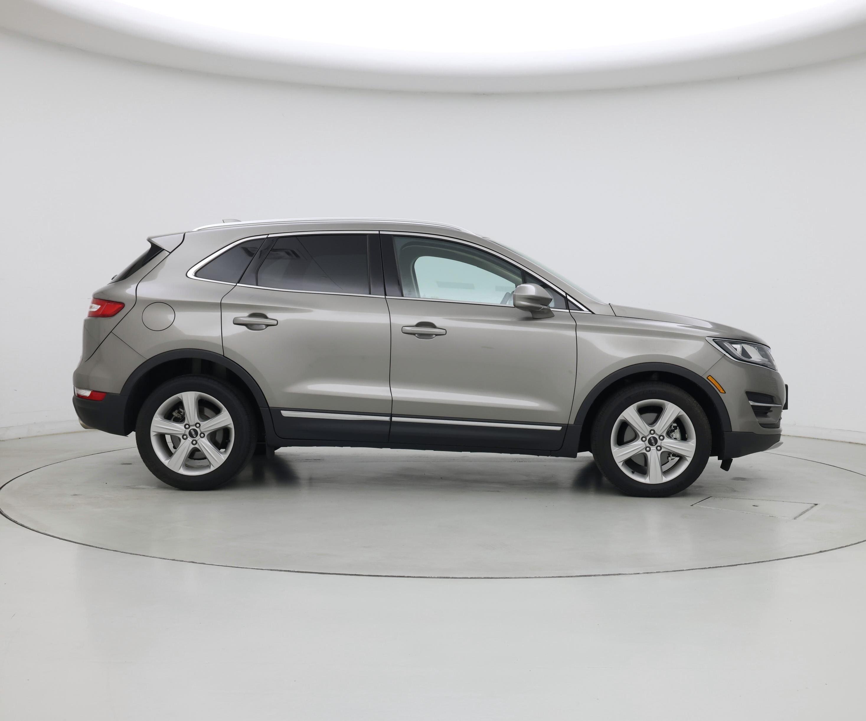 Thumbnail: 2017 Lincoln MKC - 7