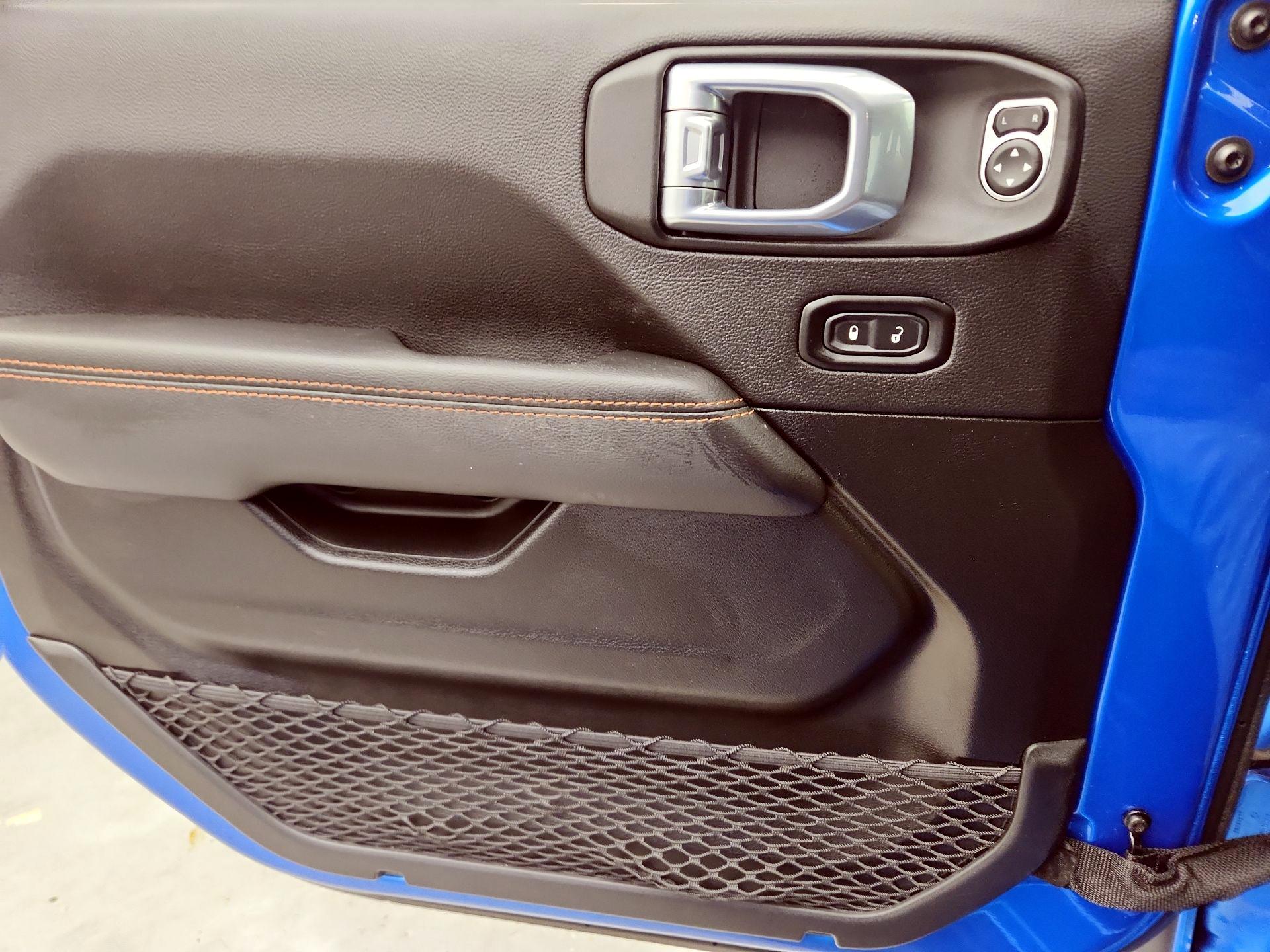 Thumbnail: 2021 Jeep Gladiator - 12