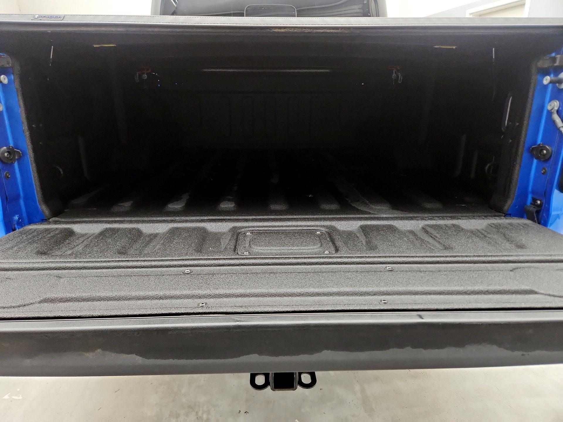 Thumbnail: 2021 Jeep Gladiator - 20