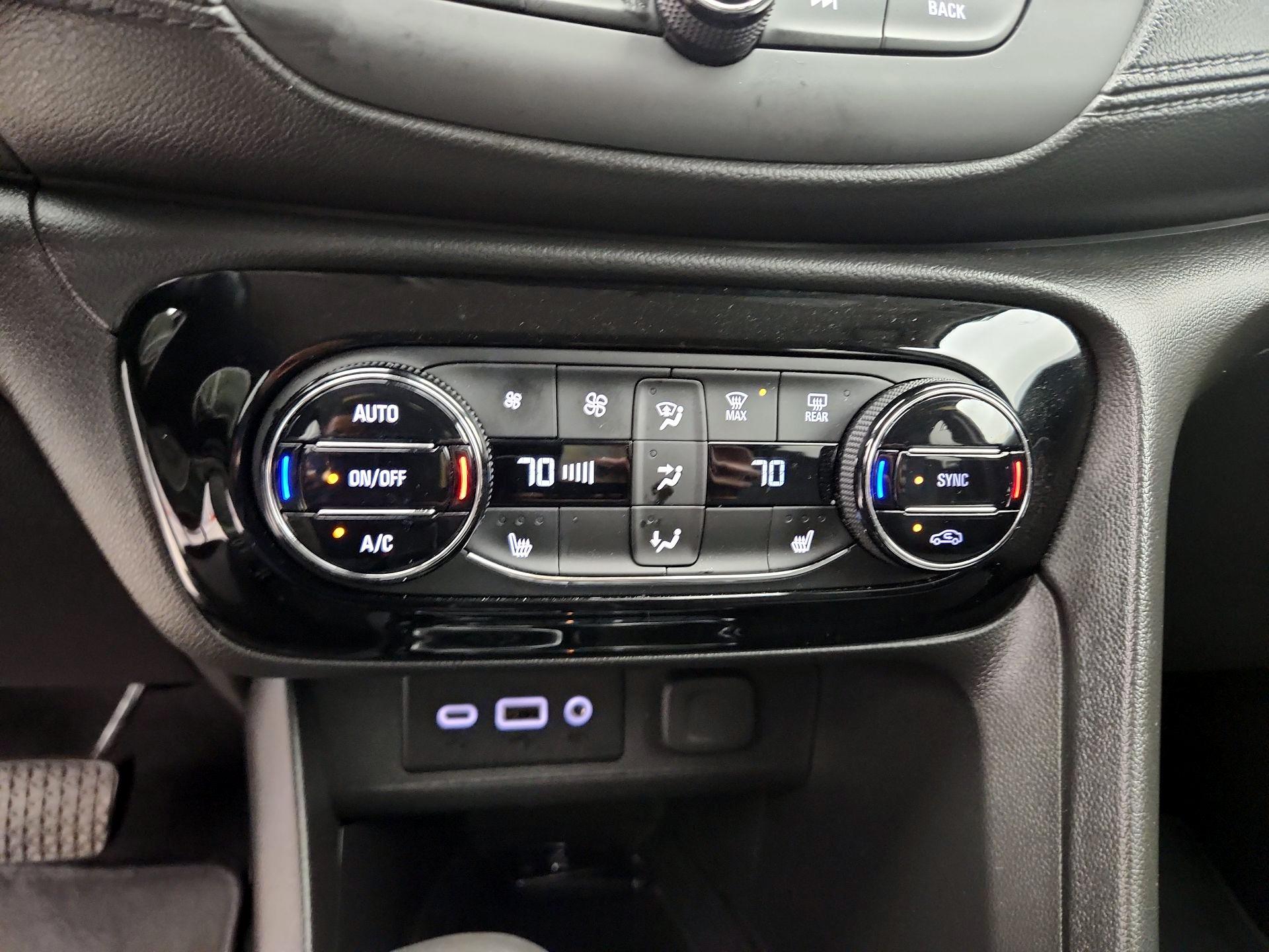 Thumbnail: 2022 Buick Encore GX - 16