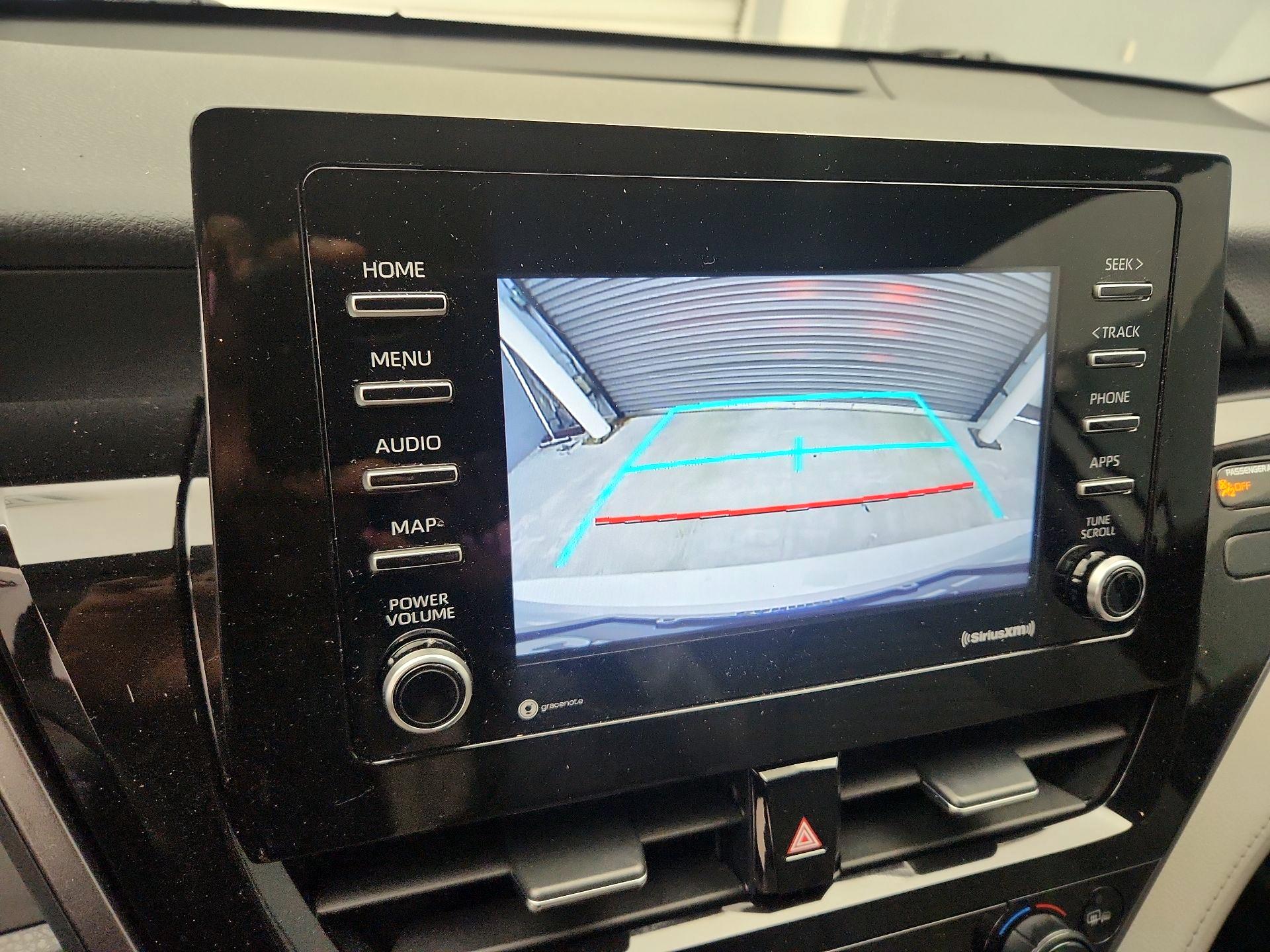 Thumbnail: 2022 Toyota Camry - 14