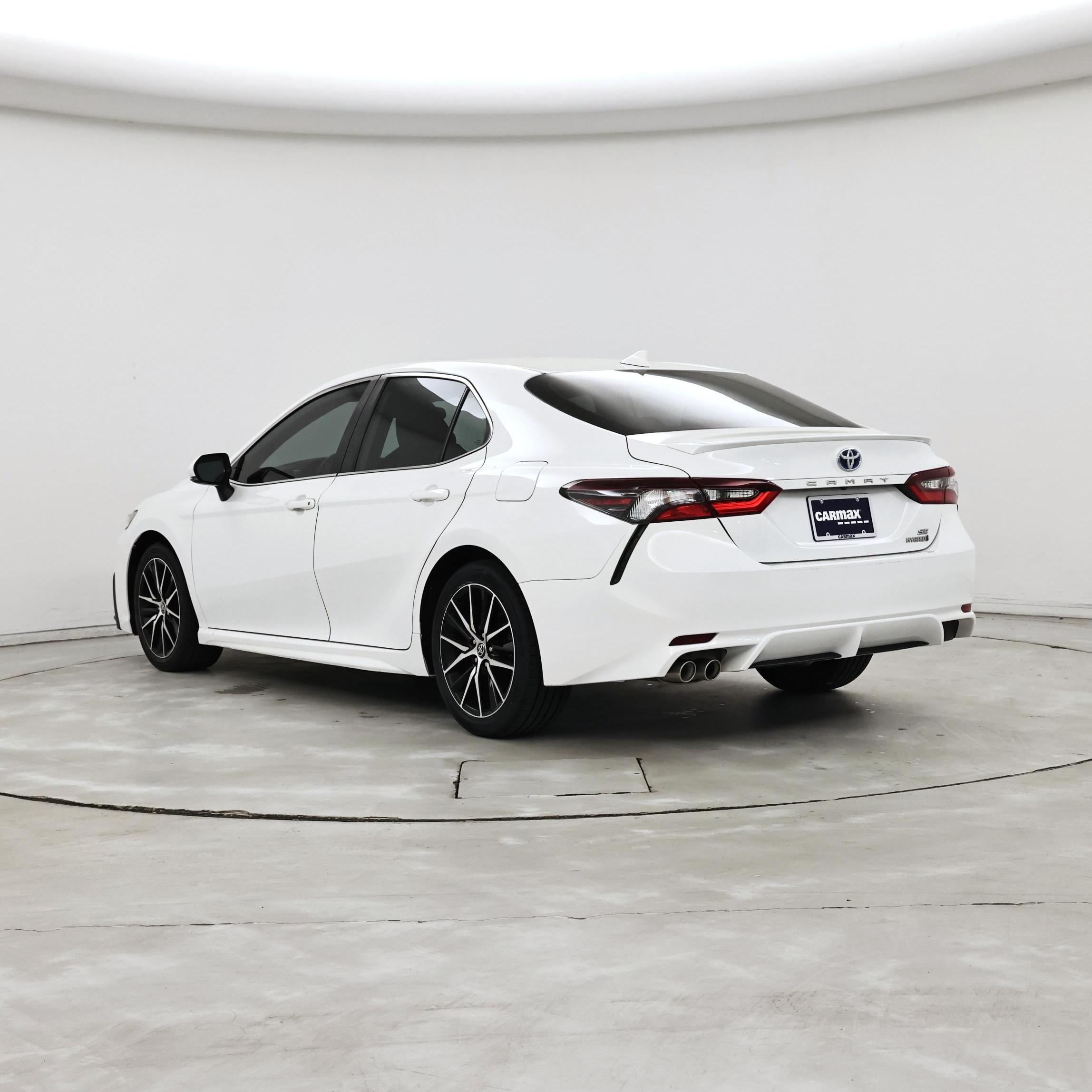 Thumbnail: 2022 Toyota Camry - 2