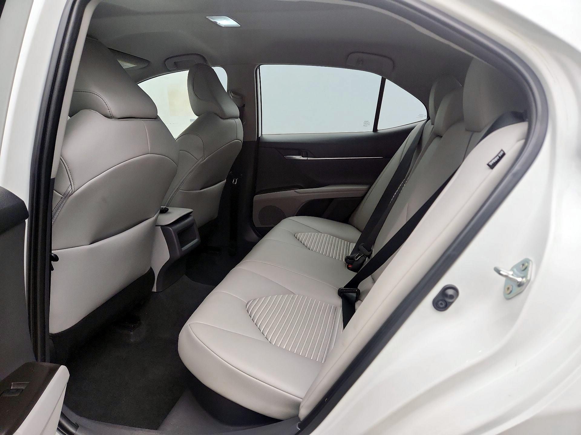 Thumbnail: 2022 Toyota Camry - 19