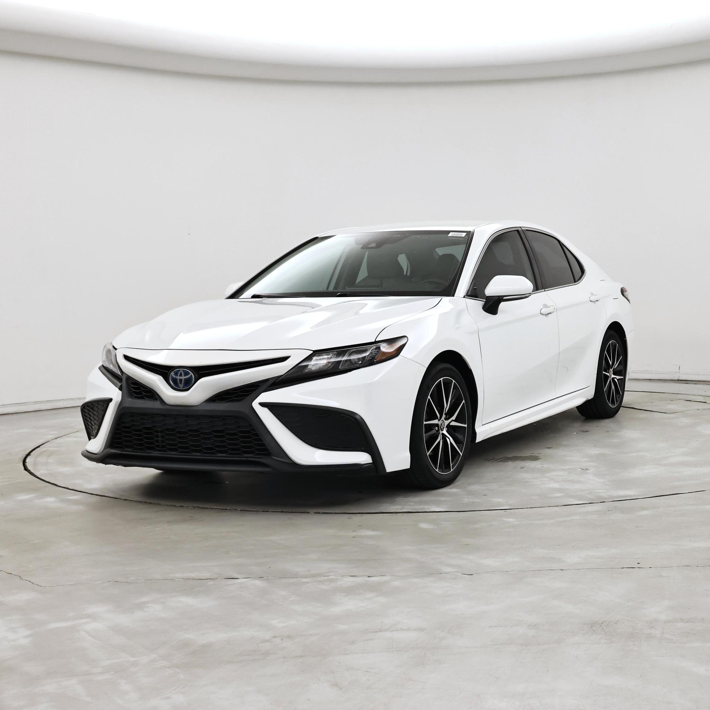 Thumbnail: 2022 Toyota Camry - 4