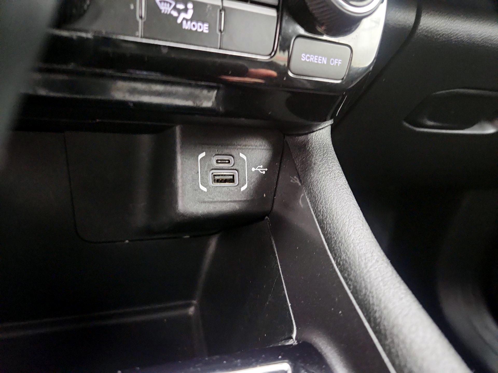 Thumbnail: 2023 Jeep Compass - 18