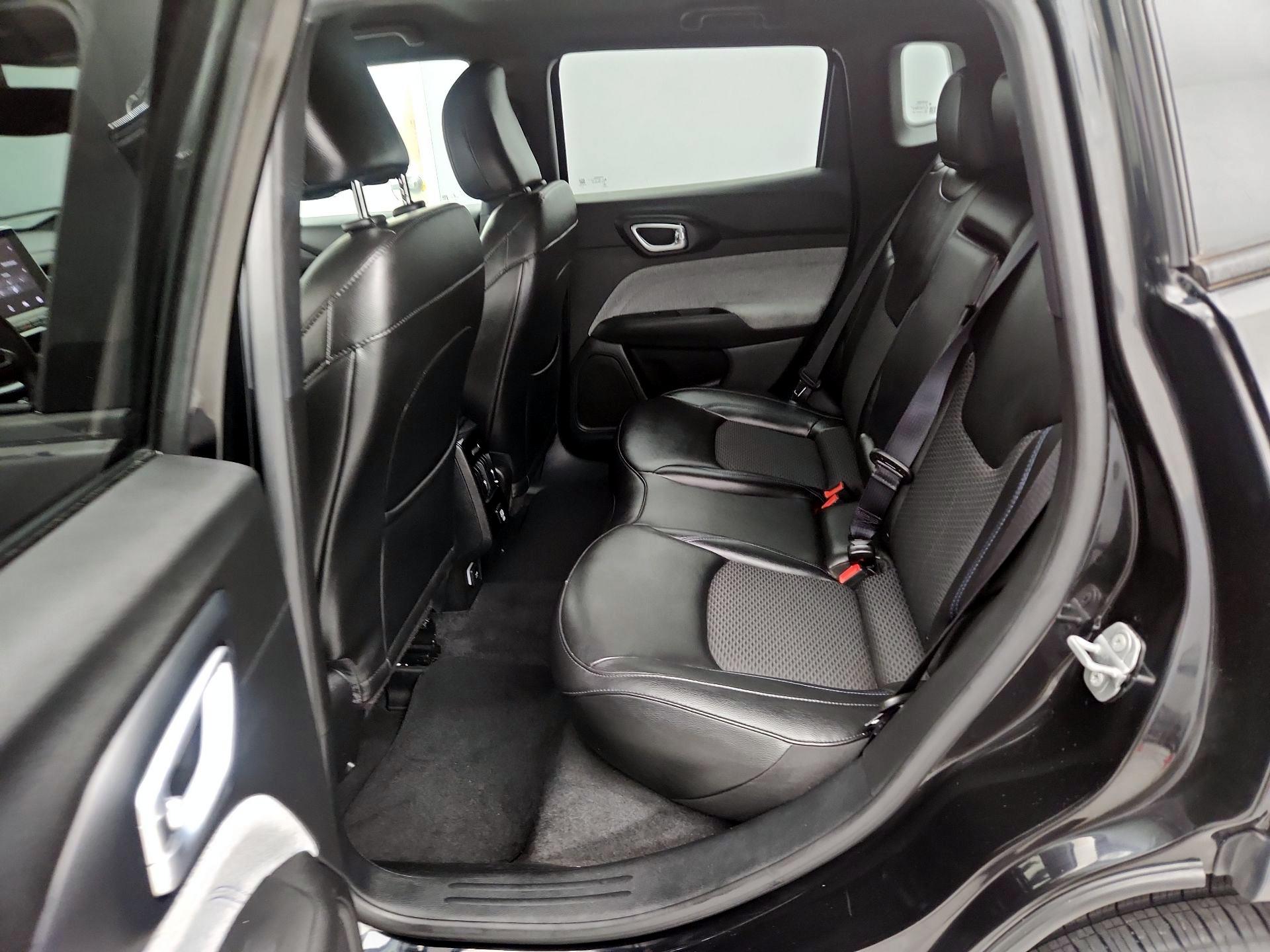 Thumbnail: 2023 Jeep Compass - 19