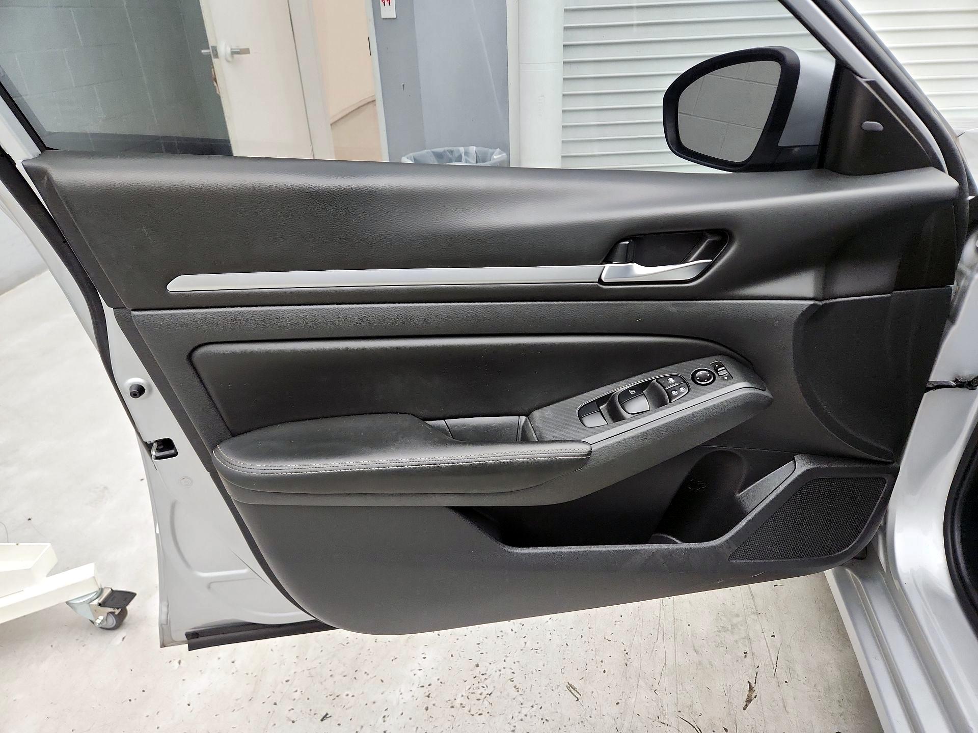 Thumbnail: 2022 Nissan Altima - 12