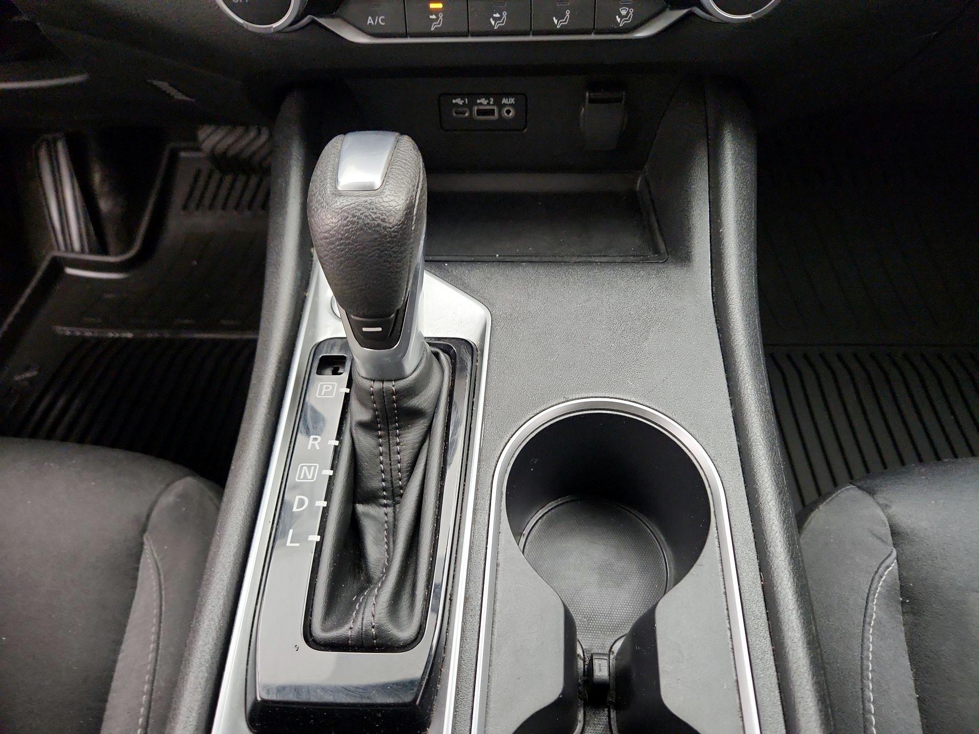 Thumbnail: 2022 Nissan Altima - 17