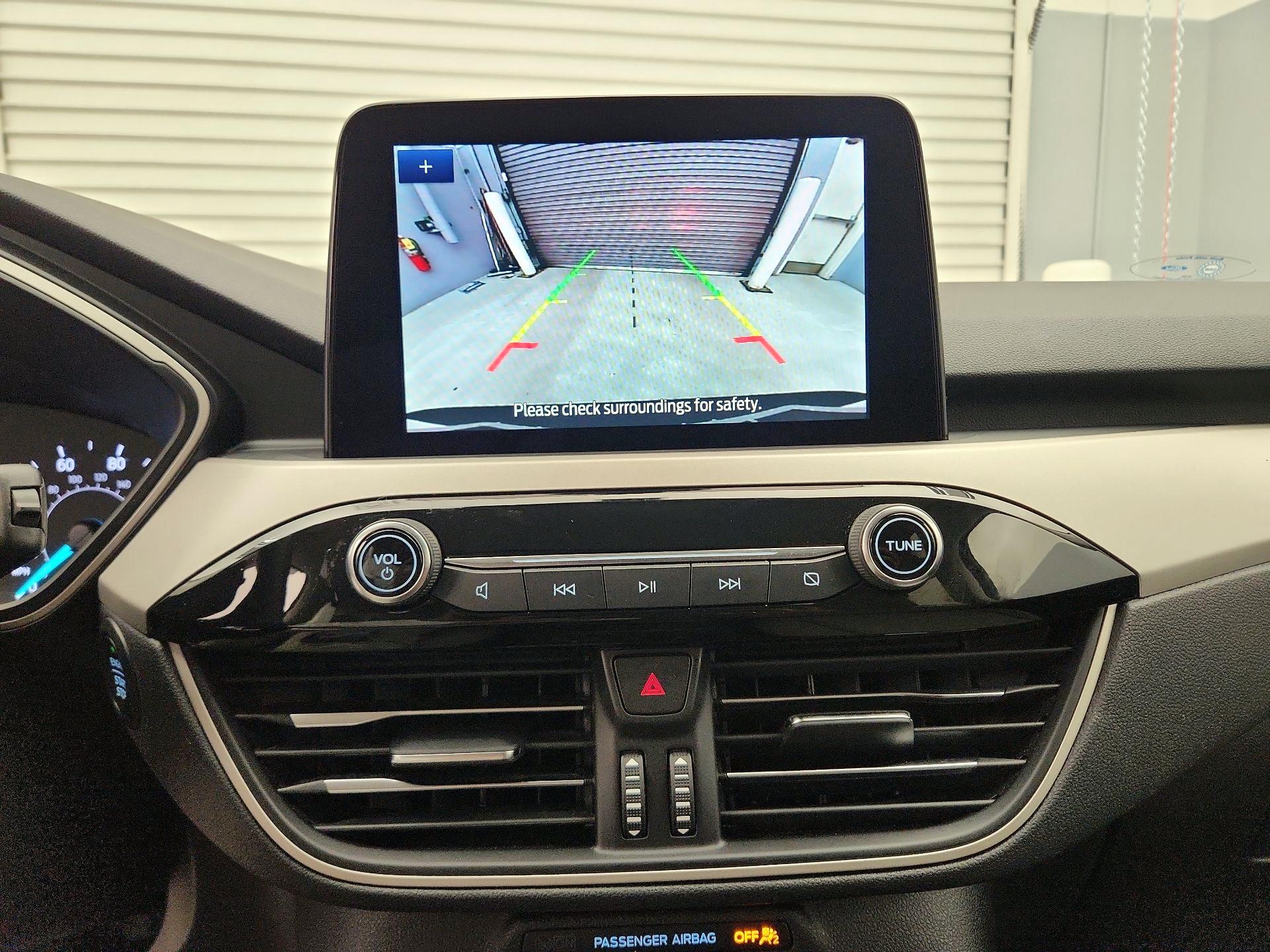 Thumbnail: 2022 Ford Escape - 15