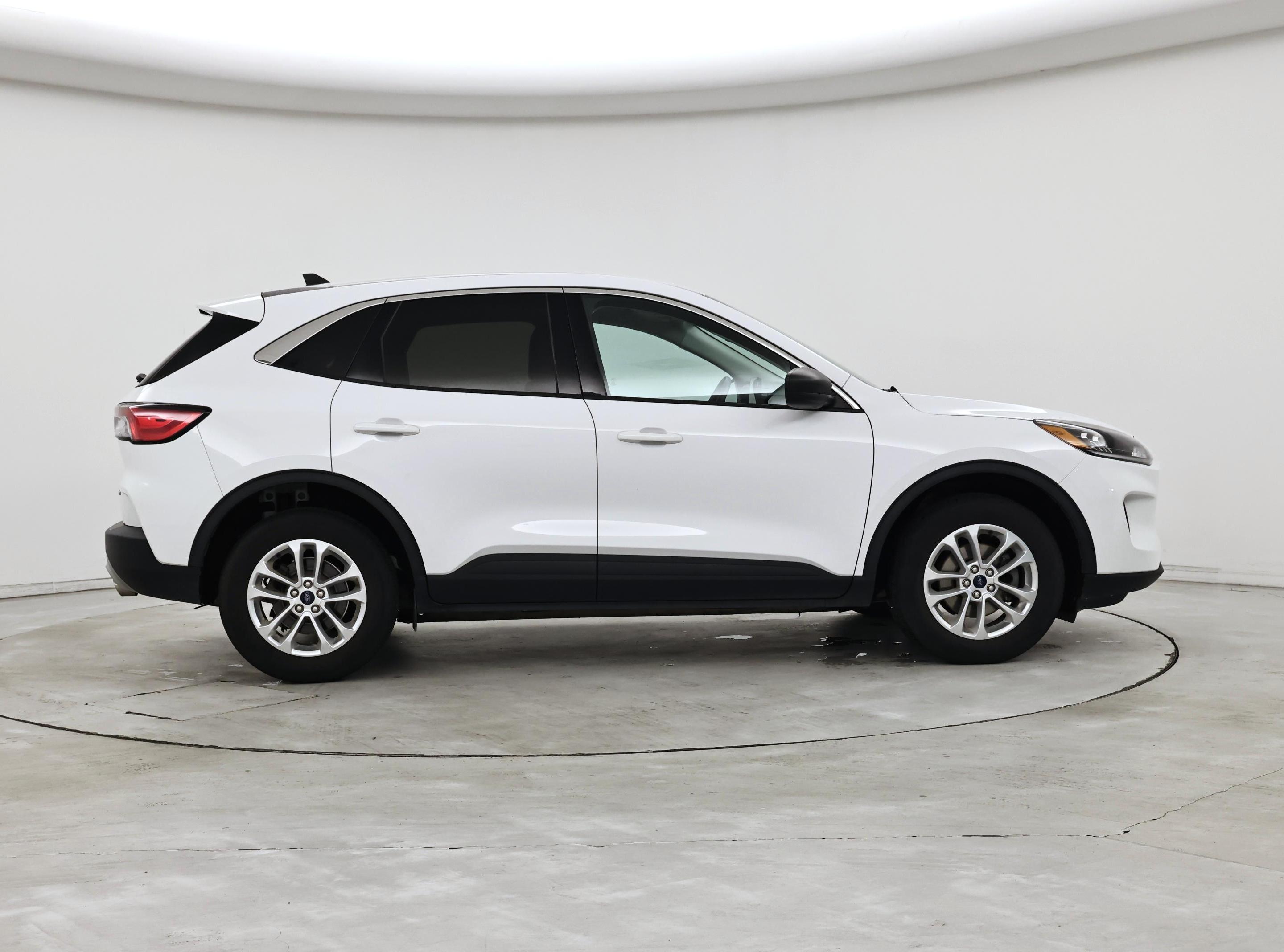 Thumbnail: 2022 Ford Escape - 7