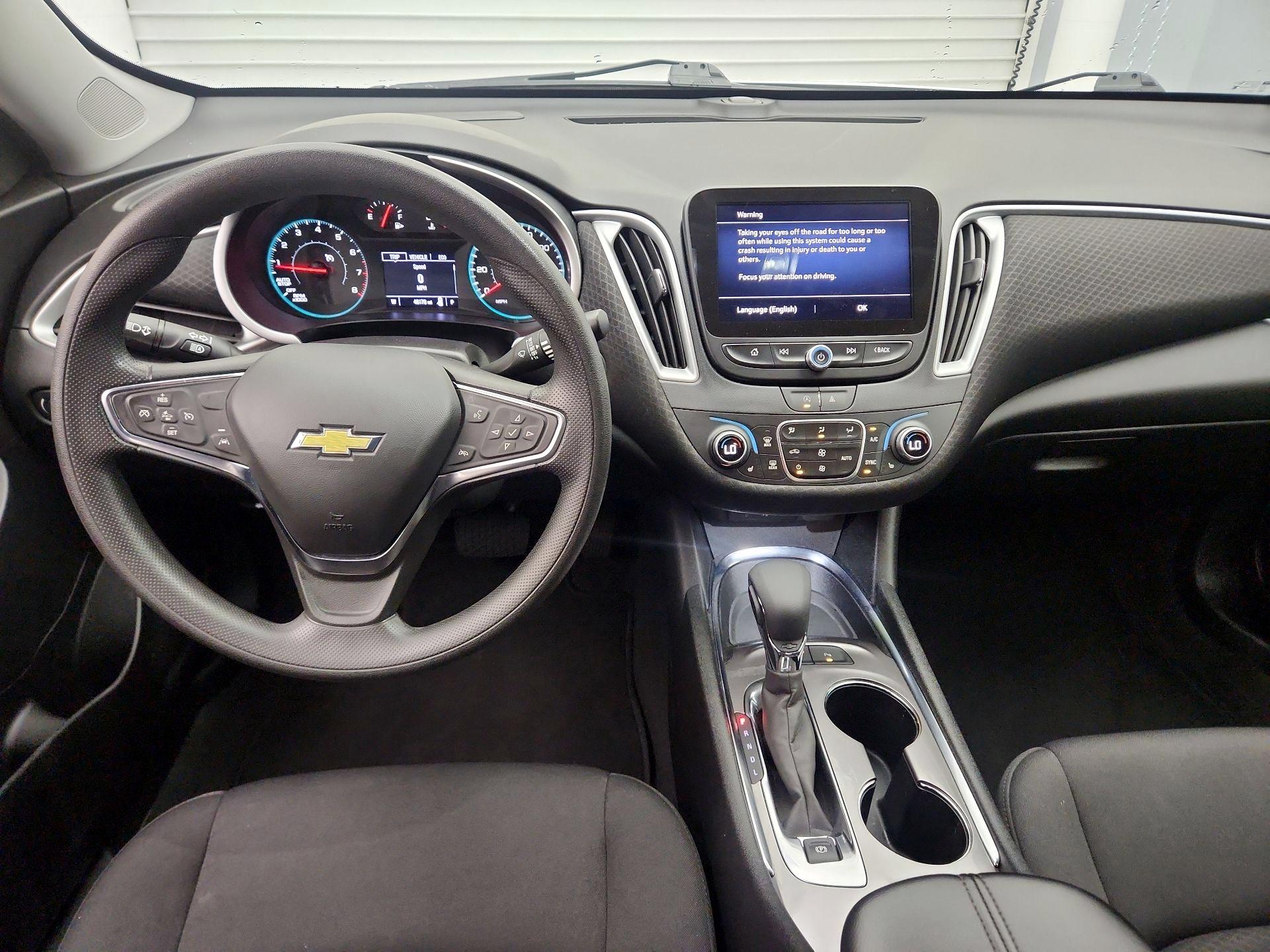 Thumbnail: 2024 Chevrolet Malibu - 9