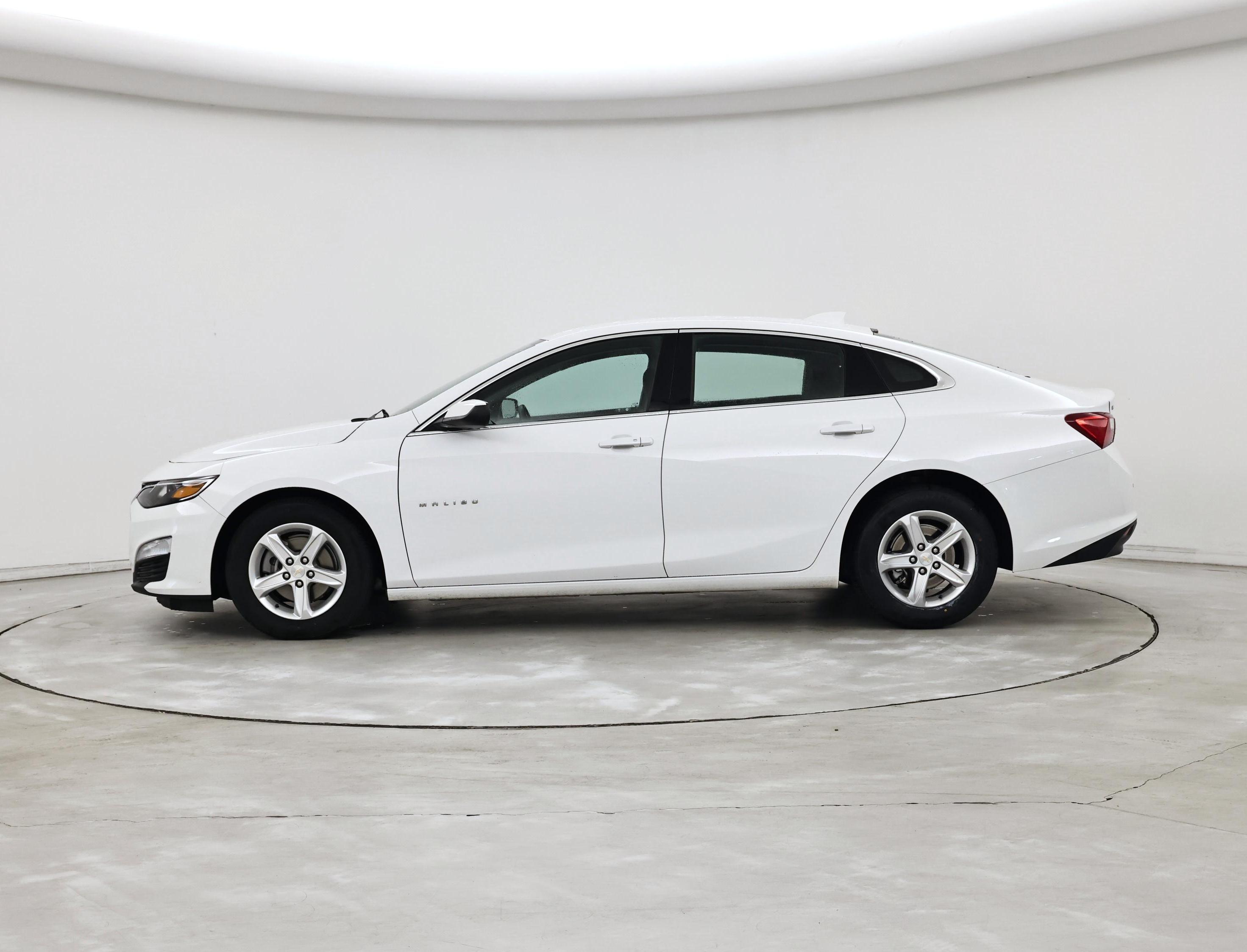 Thumbnail: 2024 Chevrolet Malibu - 3
