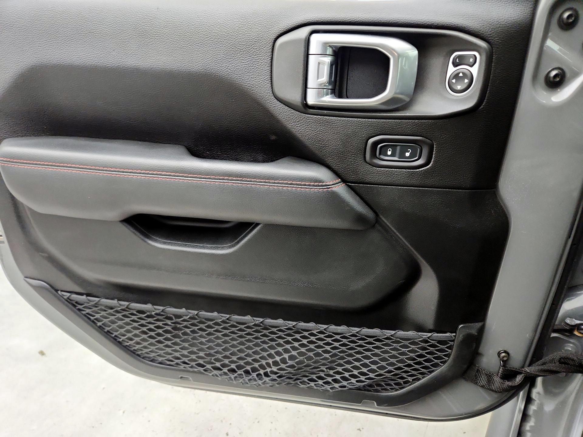 Thumbnail: 2020 Jeep Gladiator - 12