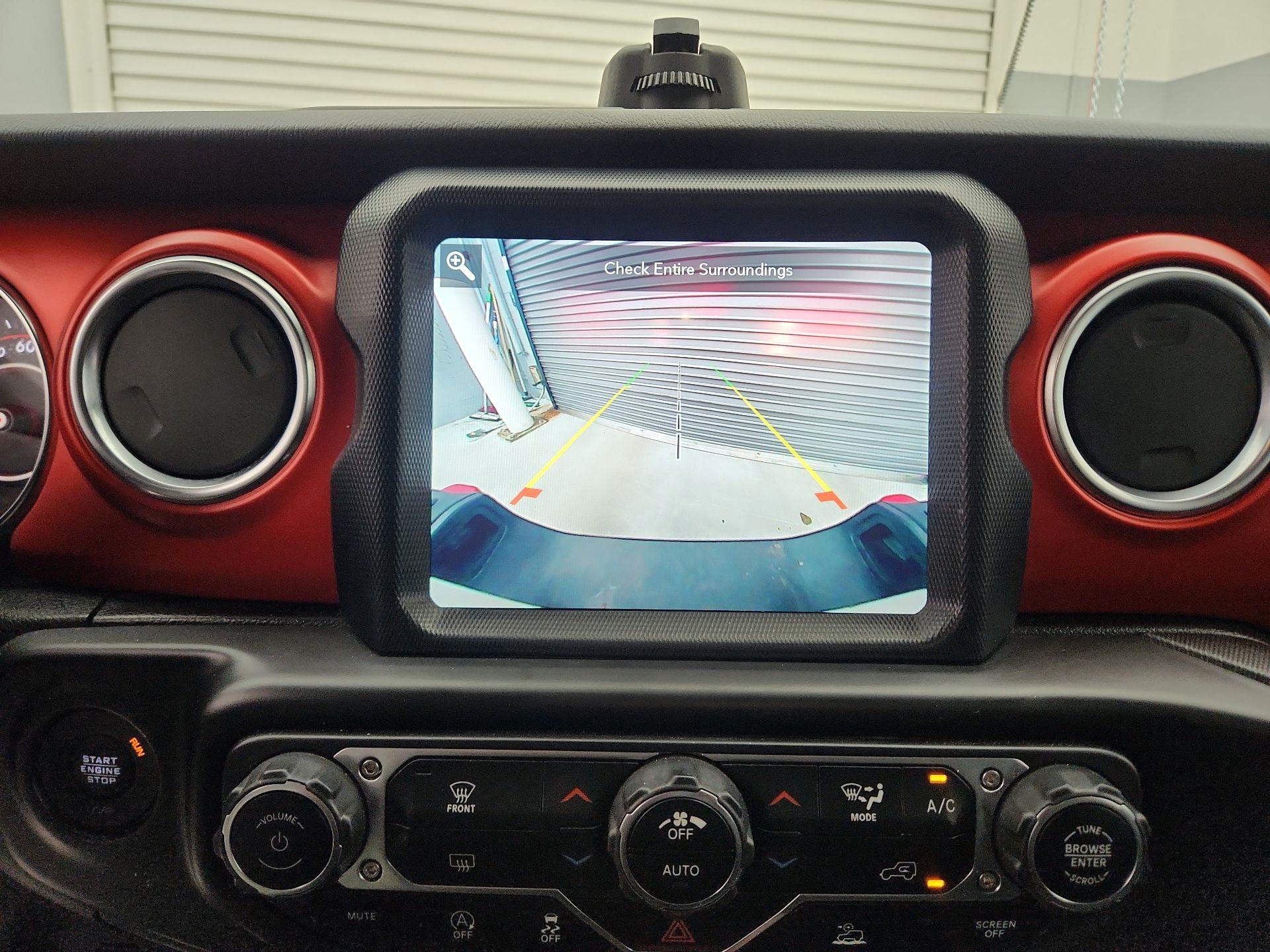 Thumbnail: 2020 Jeep Gladiator - 15