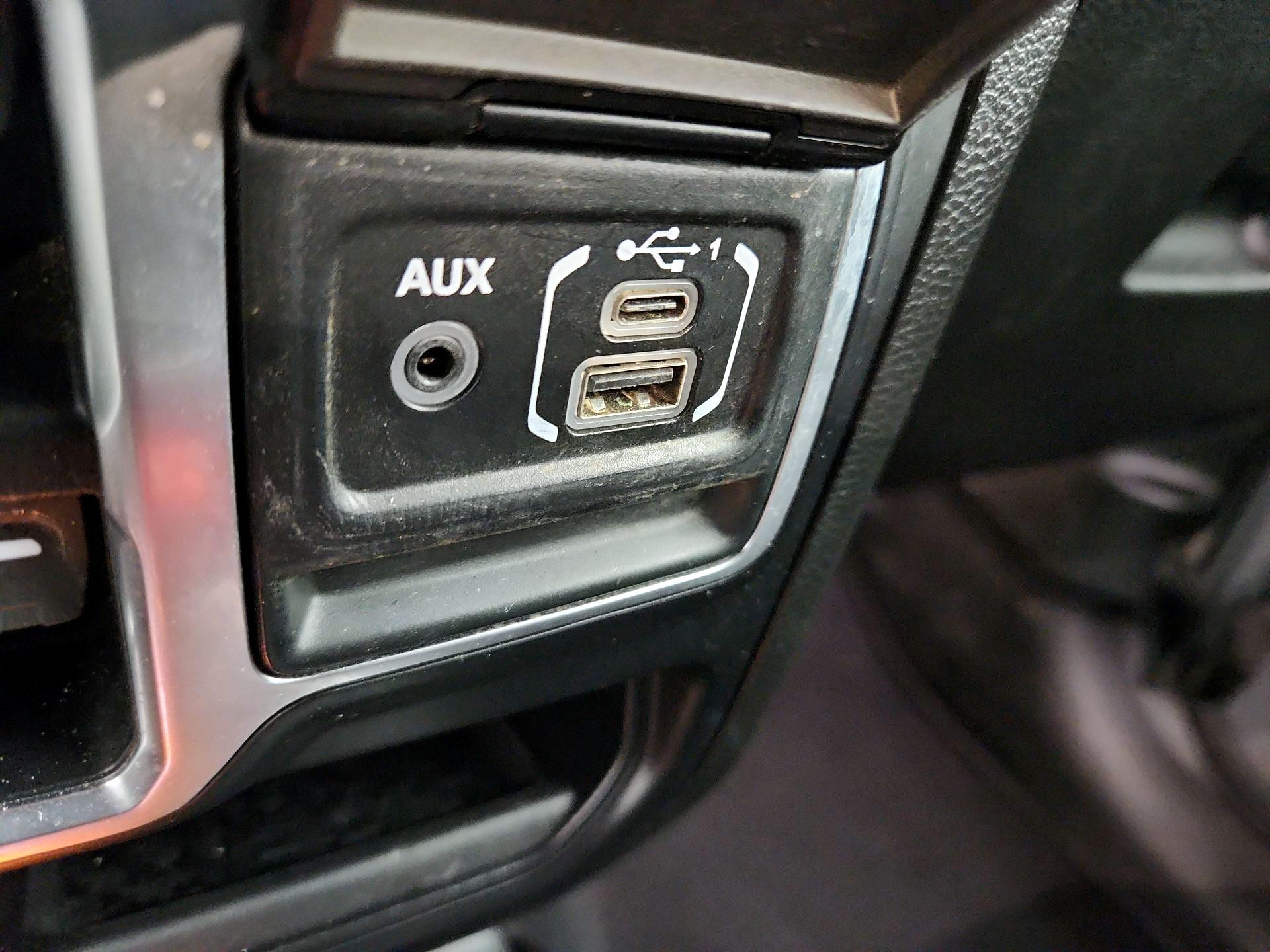 Thumbnail: 2020 Jeep Gladiator - 19