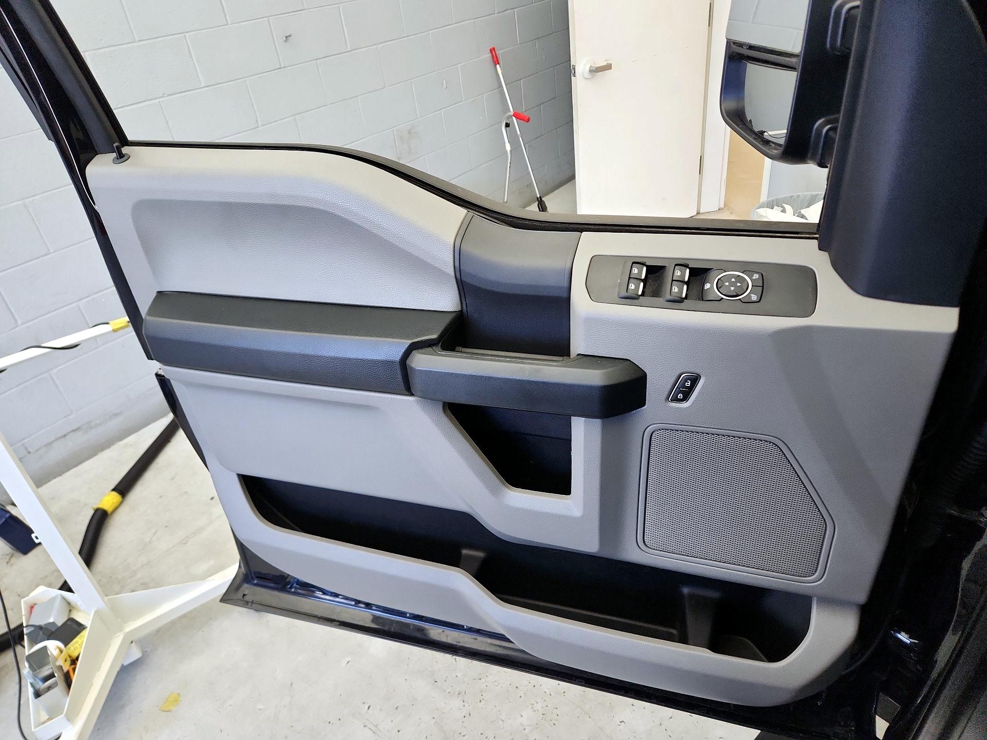 Thumbnail: 2022 Ford F-350 - 12