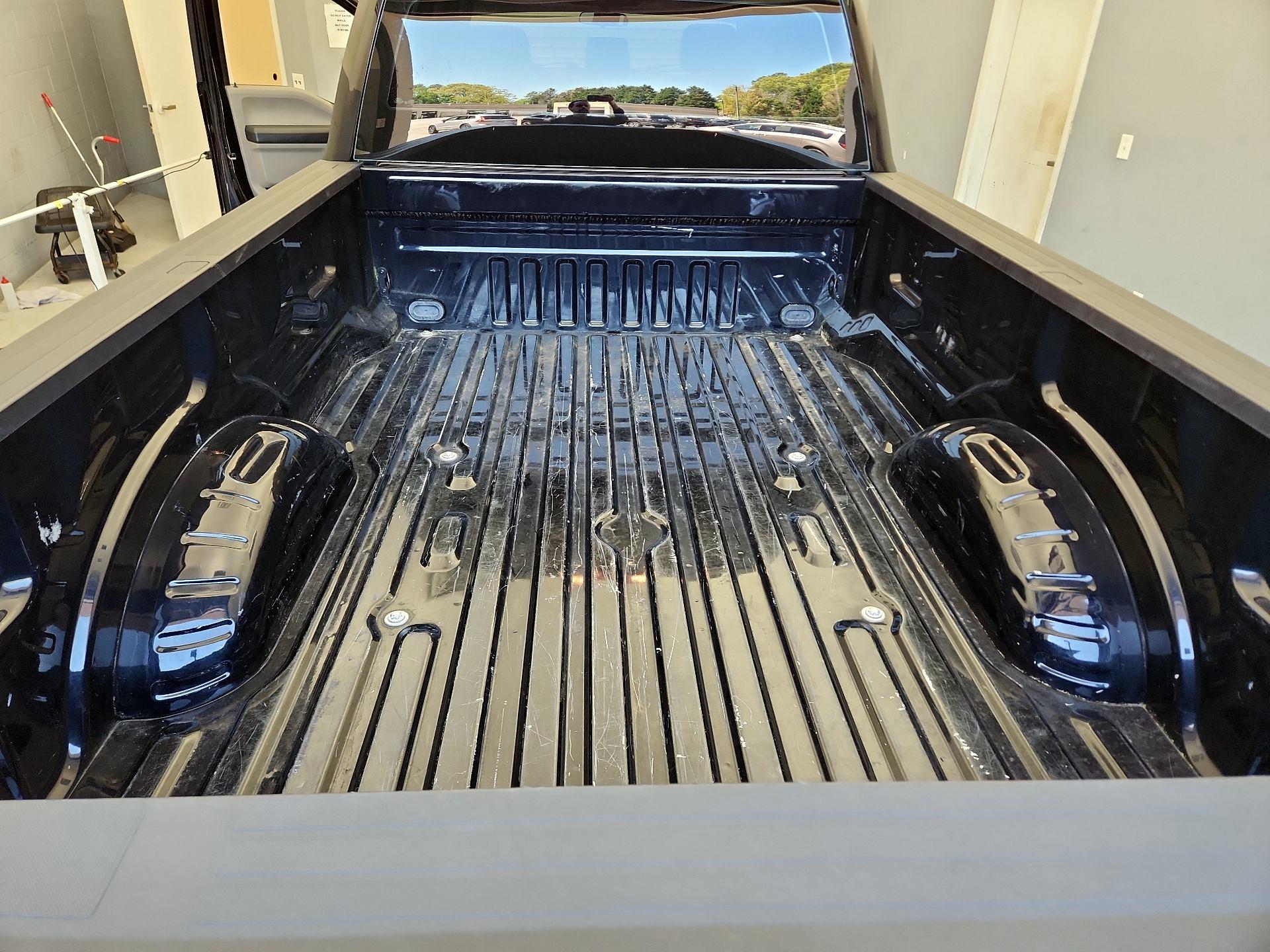 Thumbnail: 2022 Ford F-350 - 20