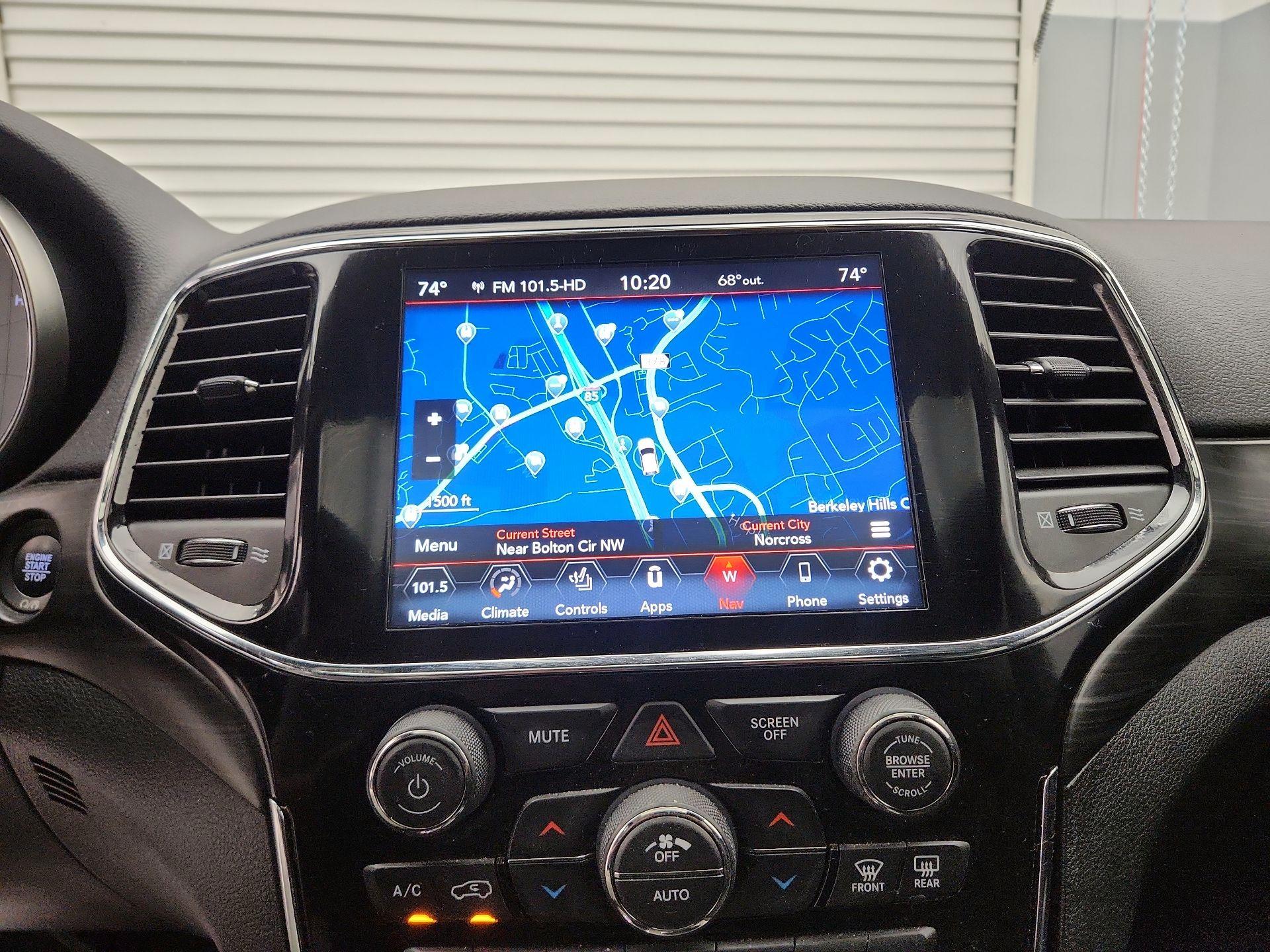 Thumbnail: 2021 Jeep Grand Cherokee - 14