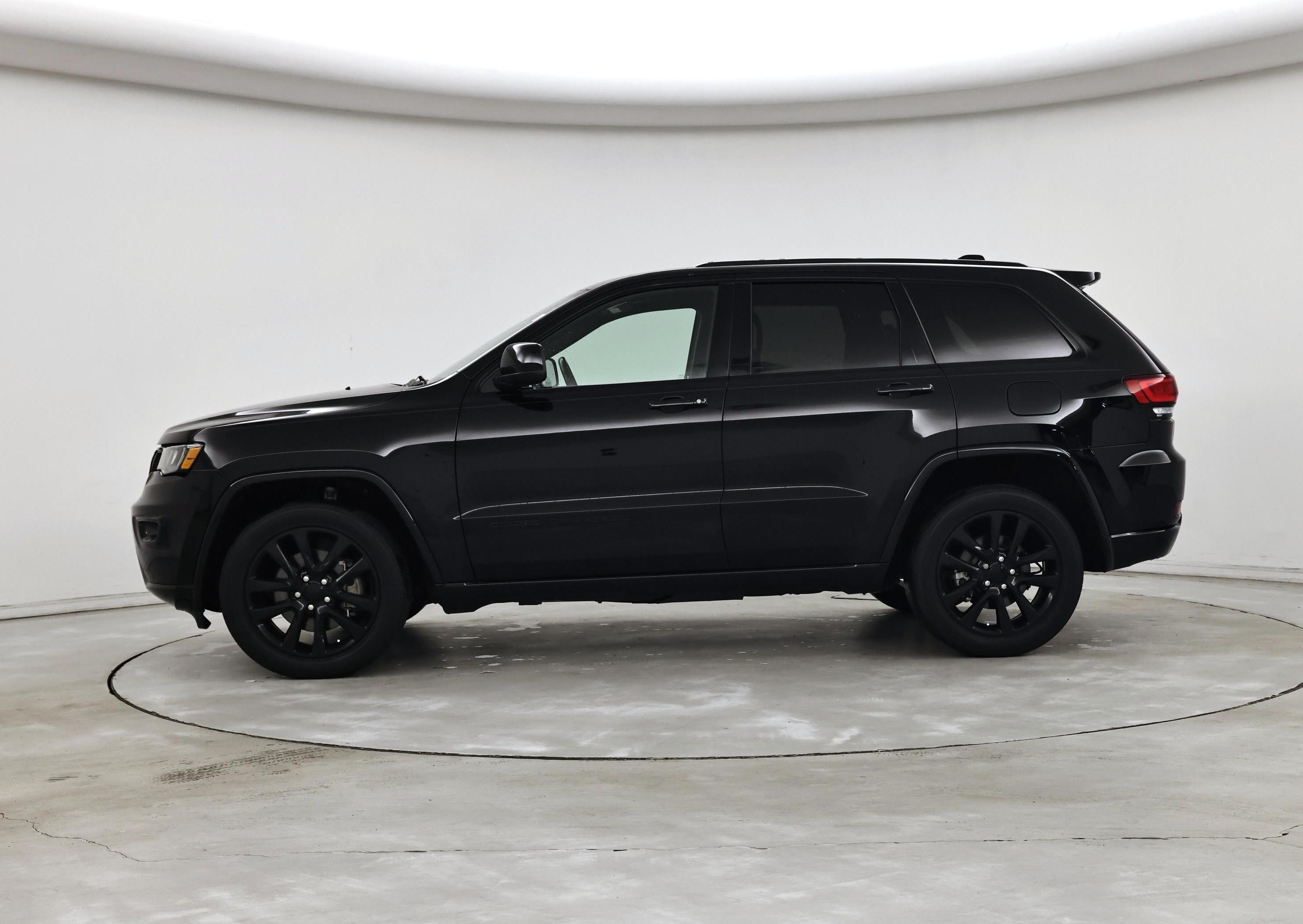 Thumbnail: 2021 Jeep Grand Cherokee - 3
