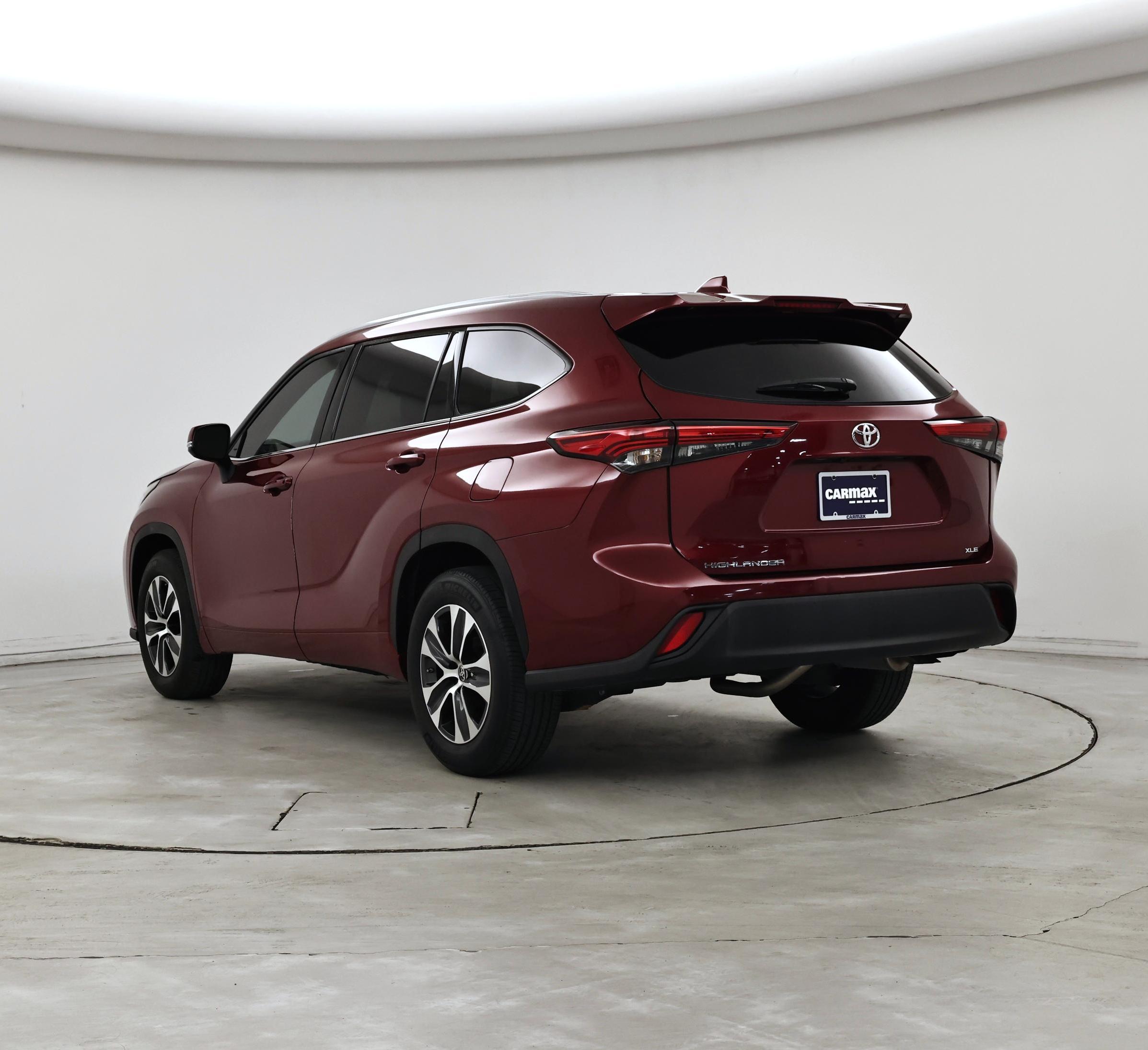 Thumbnail: 2022 Toyota Highlander - 2