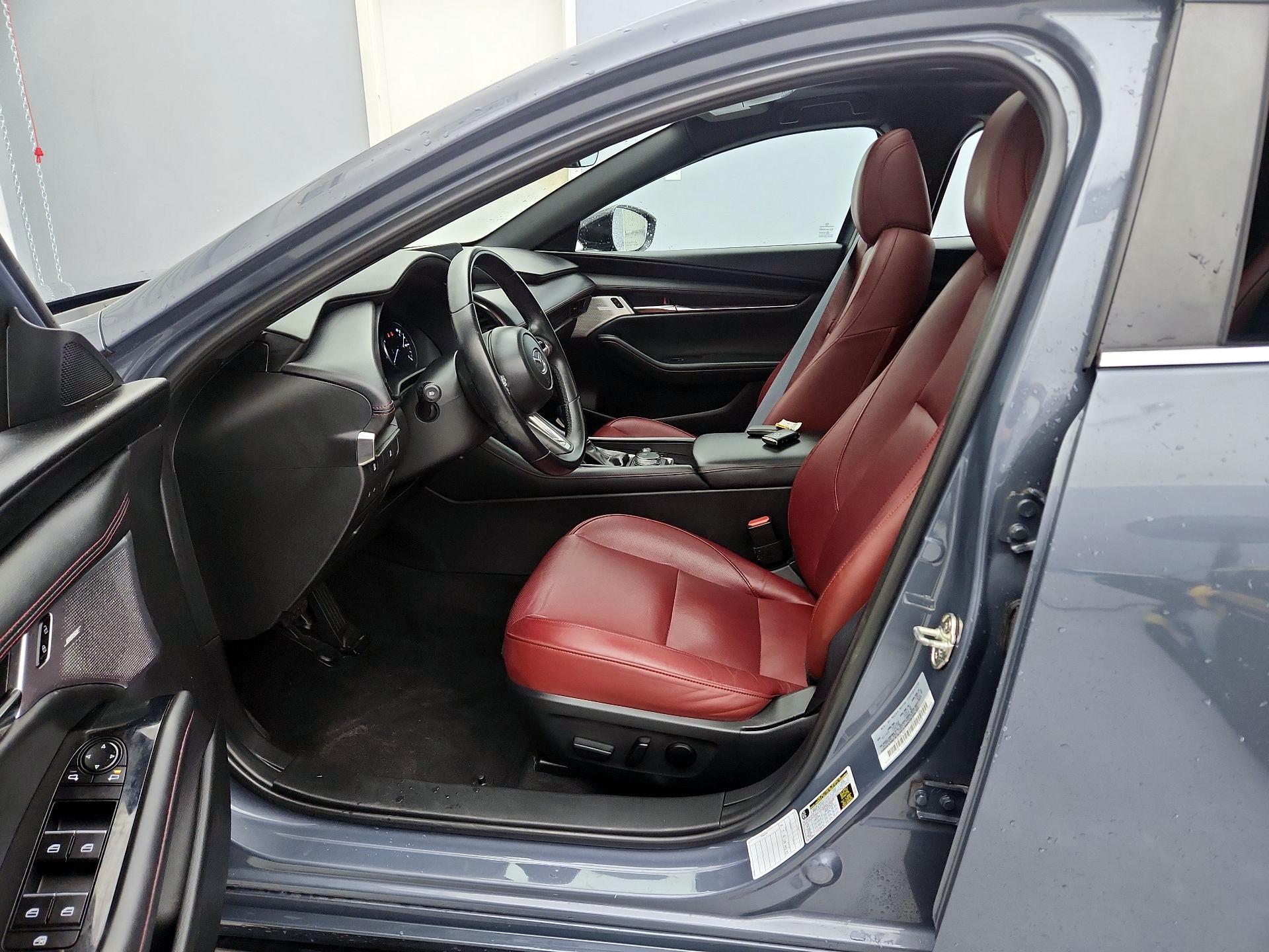 Thumbnail: 2023 Mazda Mazda3 - 11