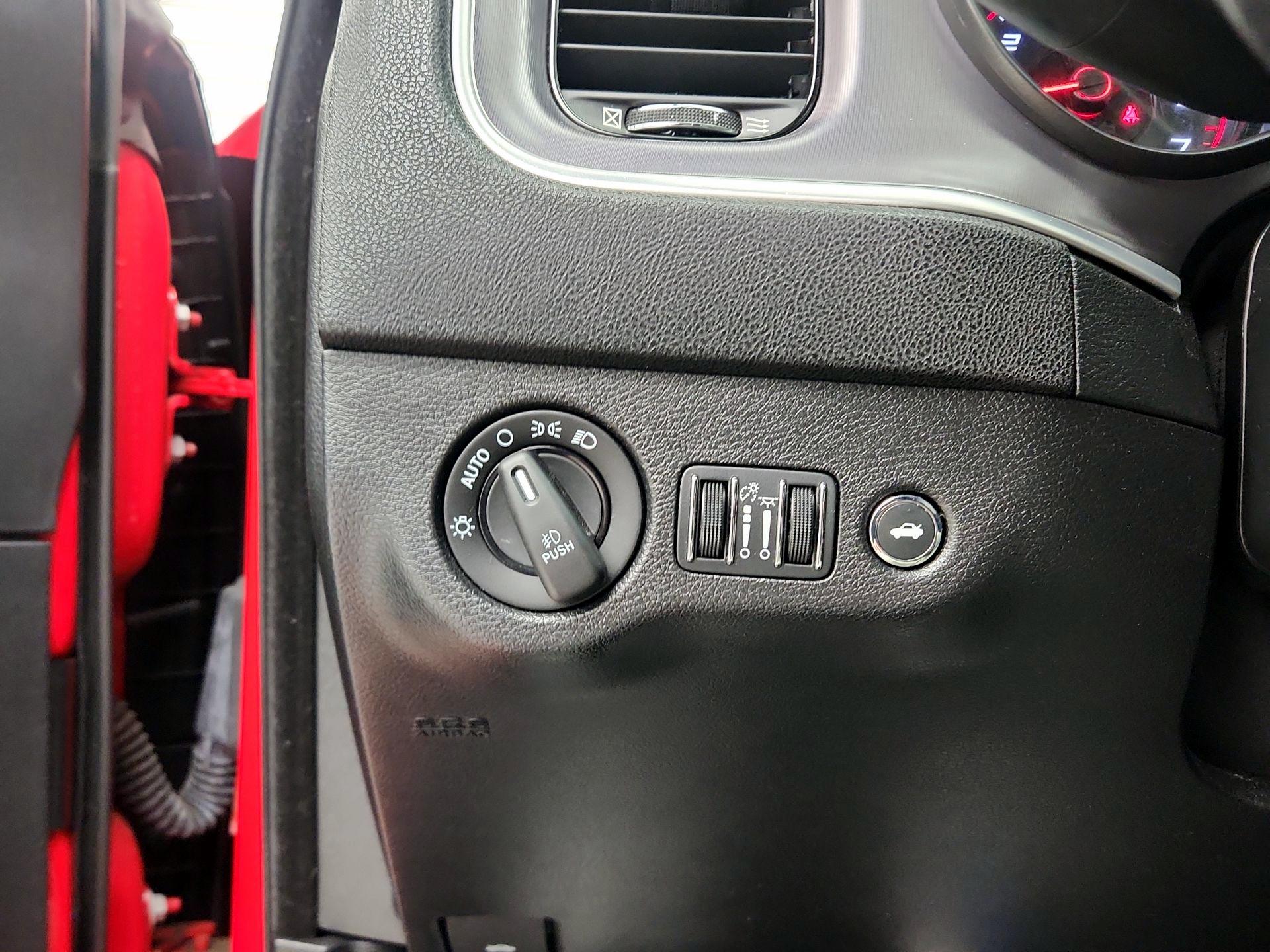 Thumbnail: 2021 Dodge Charger - 13