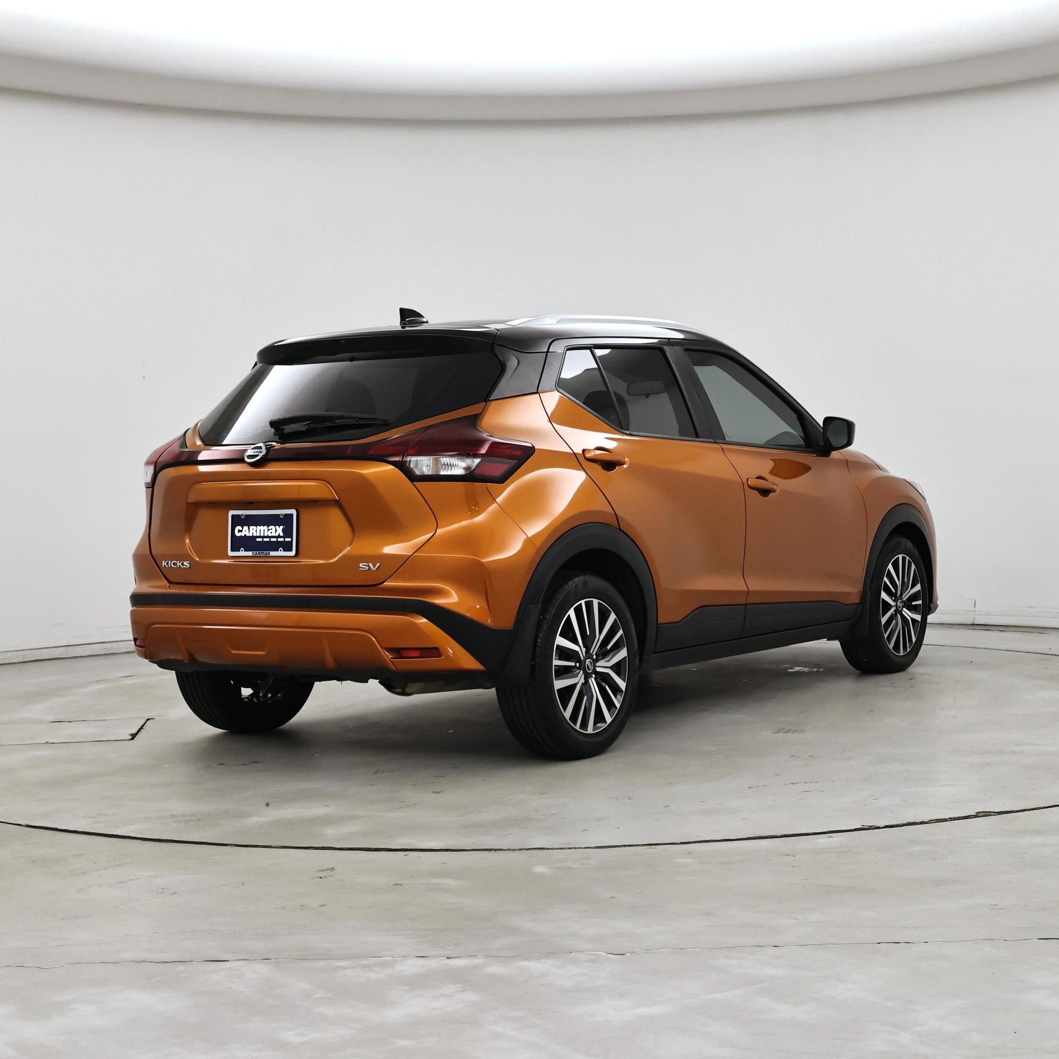 Thumbnail: 2021 Nissan Kicks - 8