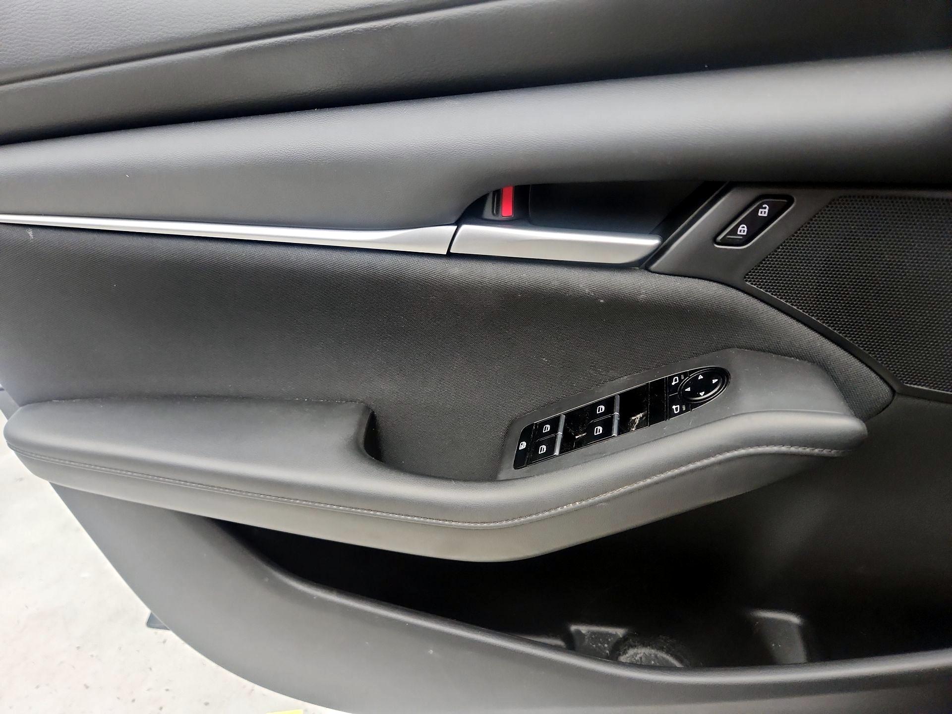 Thumbnail: 2021 Mazda Mazda3 - 12