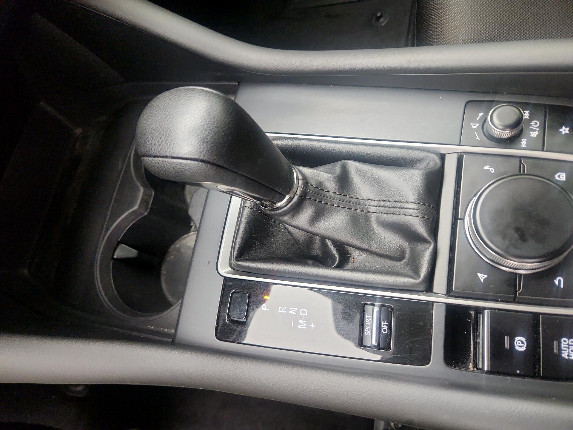 Thumbnail: 2021 Mazda Mazda3 - 17