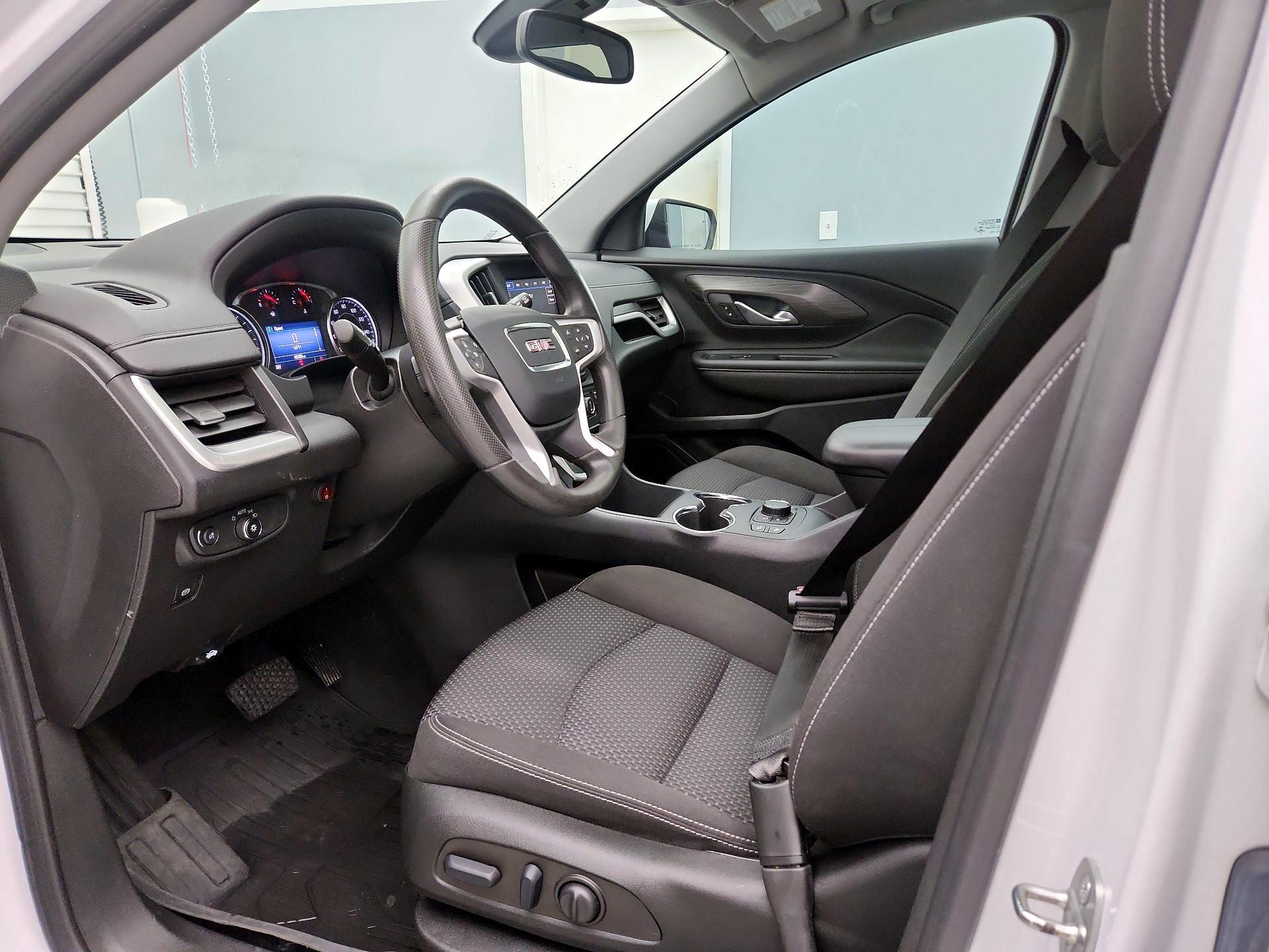 Thumbnail: 2022 GMC Terrain - 11