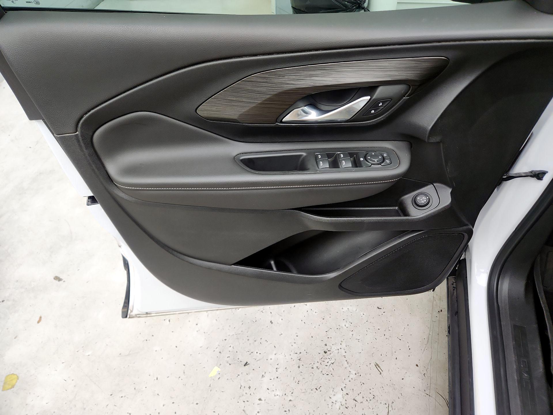 Thumbnail: 2022 GMC Terrain - 12