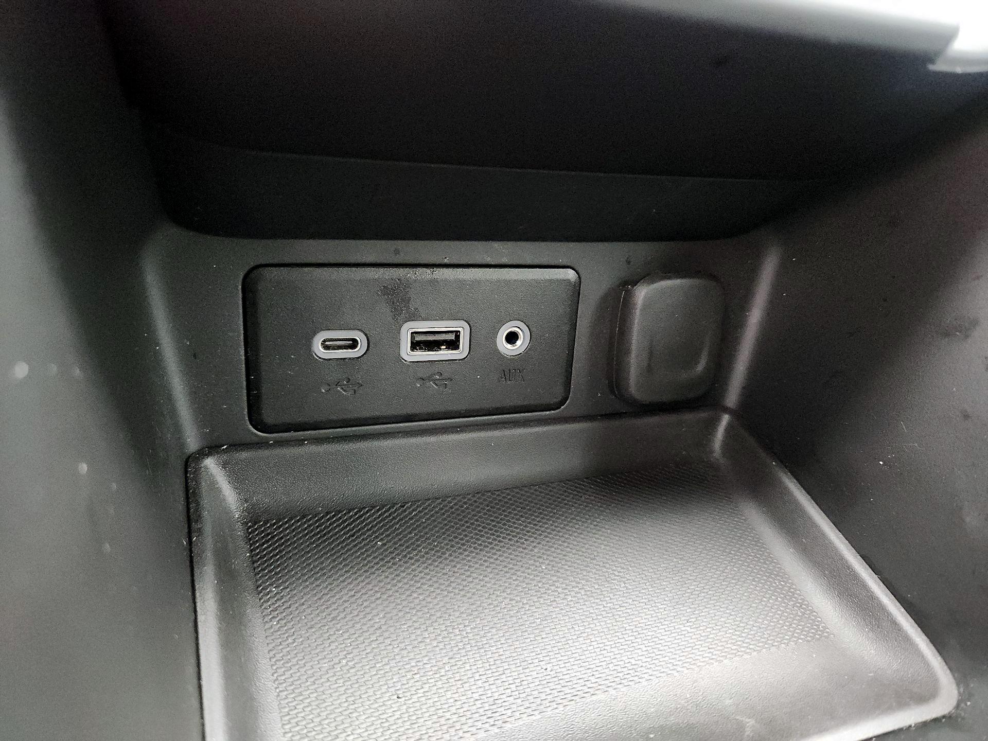 Thumbnail: 2022 GMC Terrain - 18