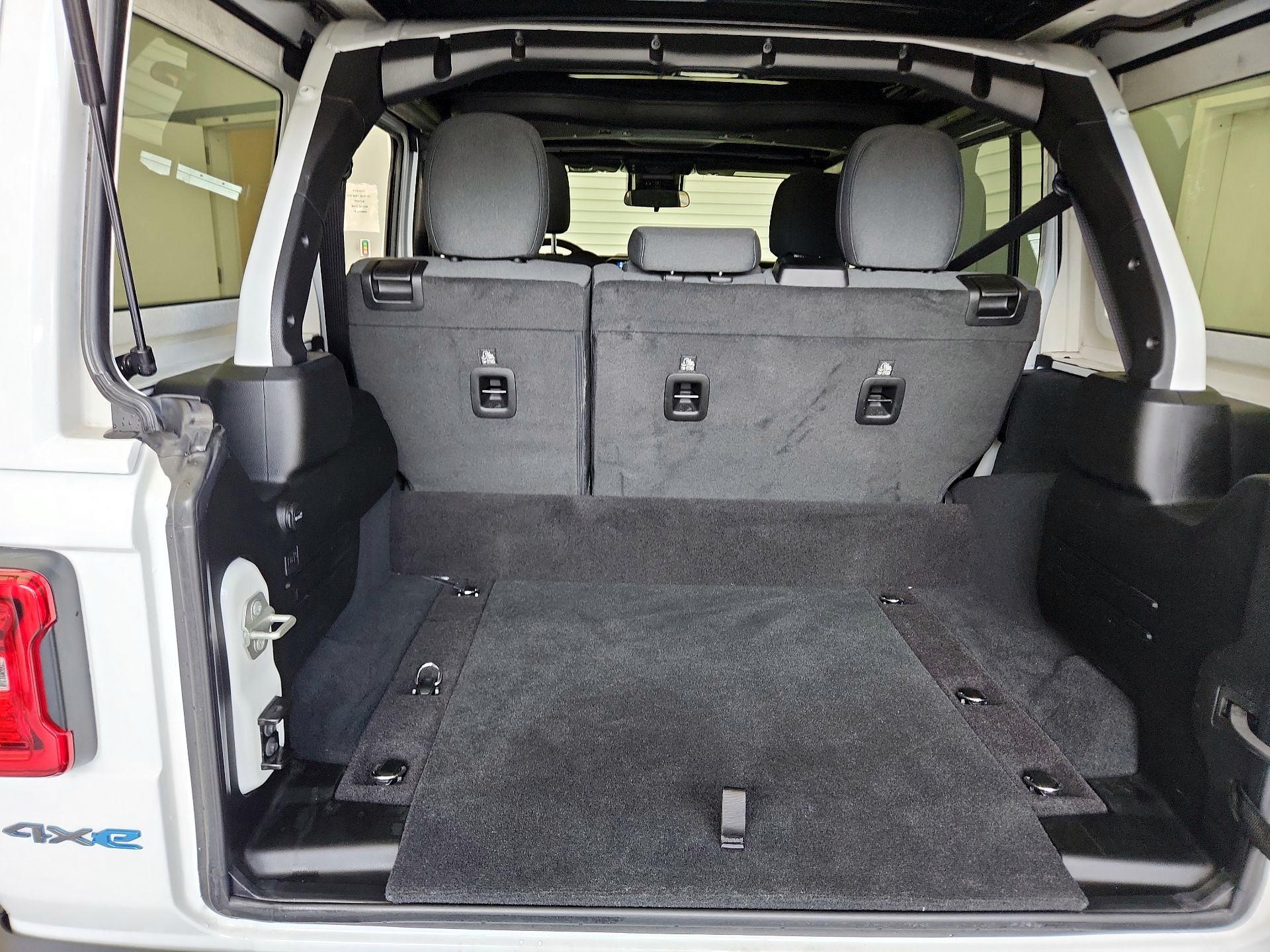 Thumbnail: 2024 Jeep Wrangler - 20