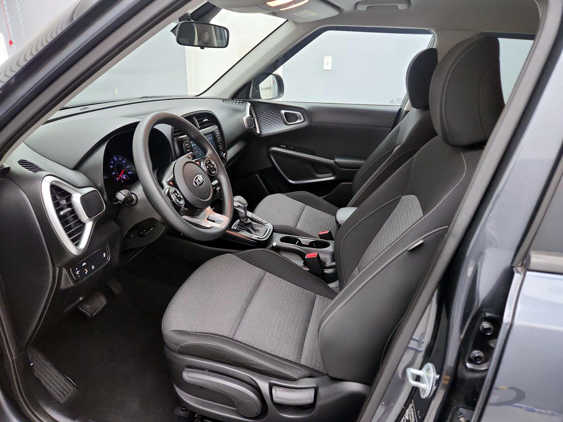 Thumbnail: 2020 Kia Soul - 11